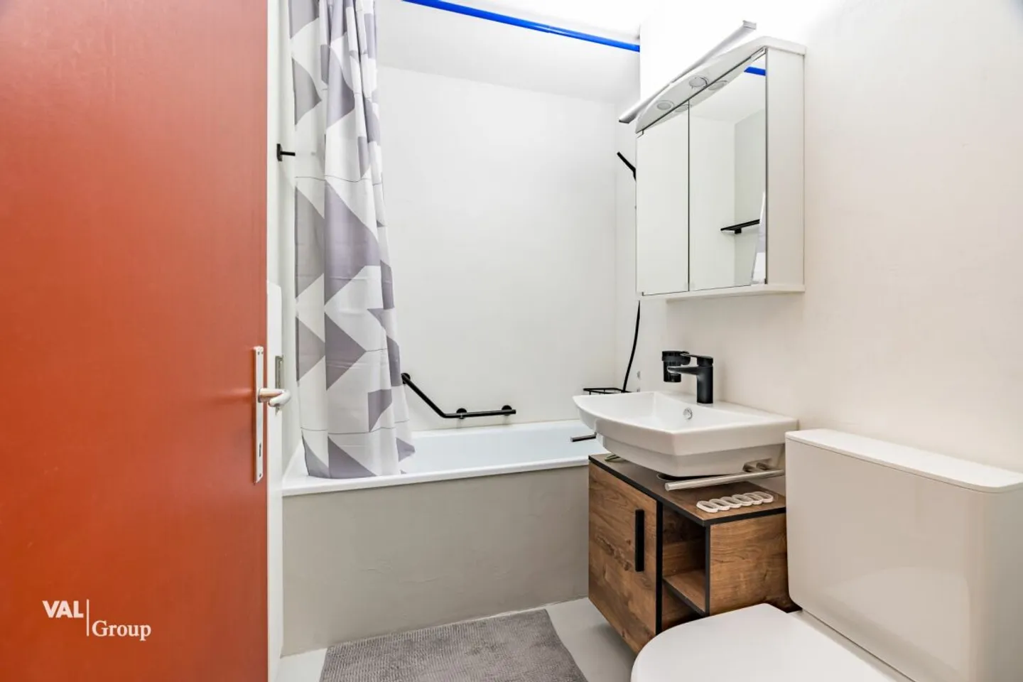 Vivere, Affittare, Beneficiare - Due Studi con Opzioni Versatili - Foto 8 di 13