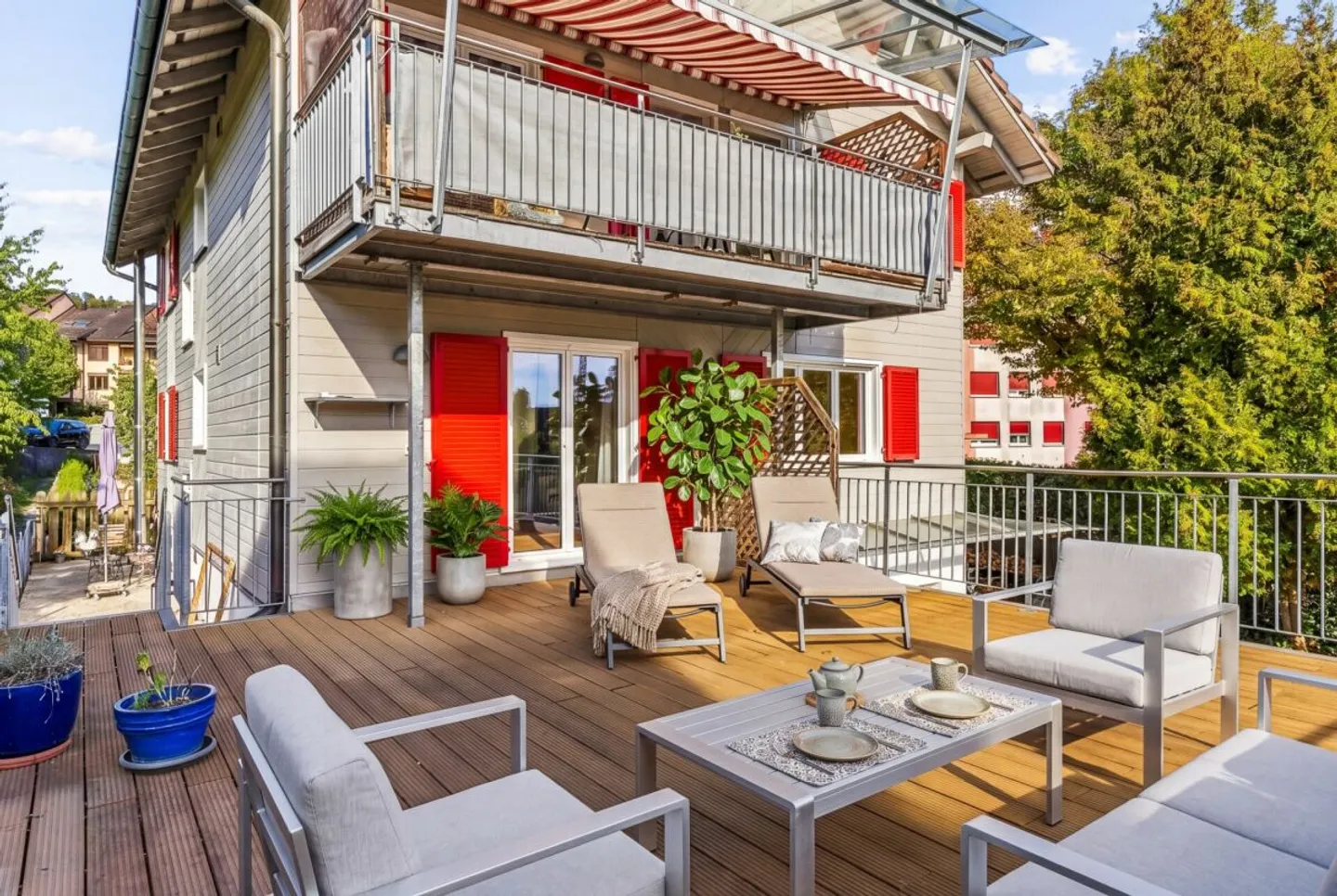 Grosszügiges Wohnhaus mit vielseitigem Nutzungspotenzial! - Photo 5 sur 13