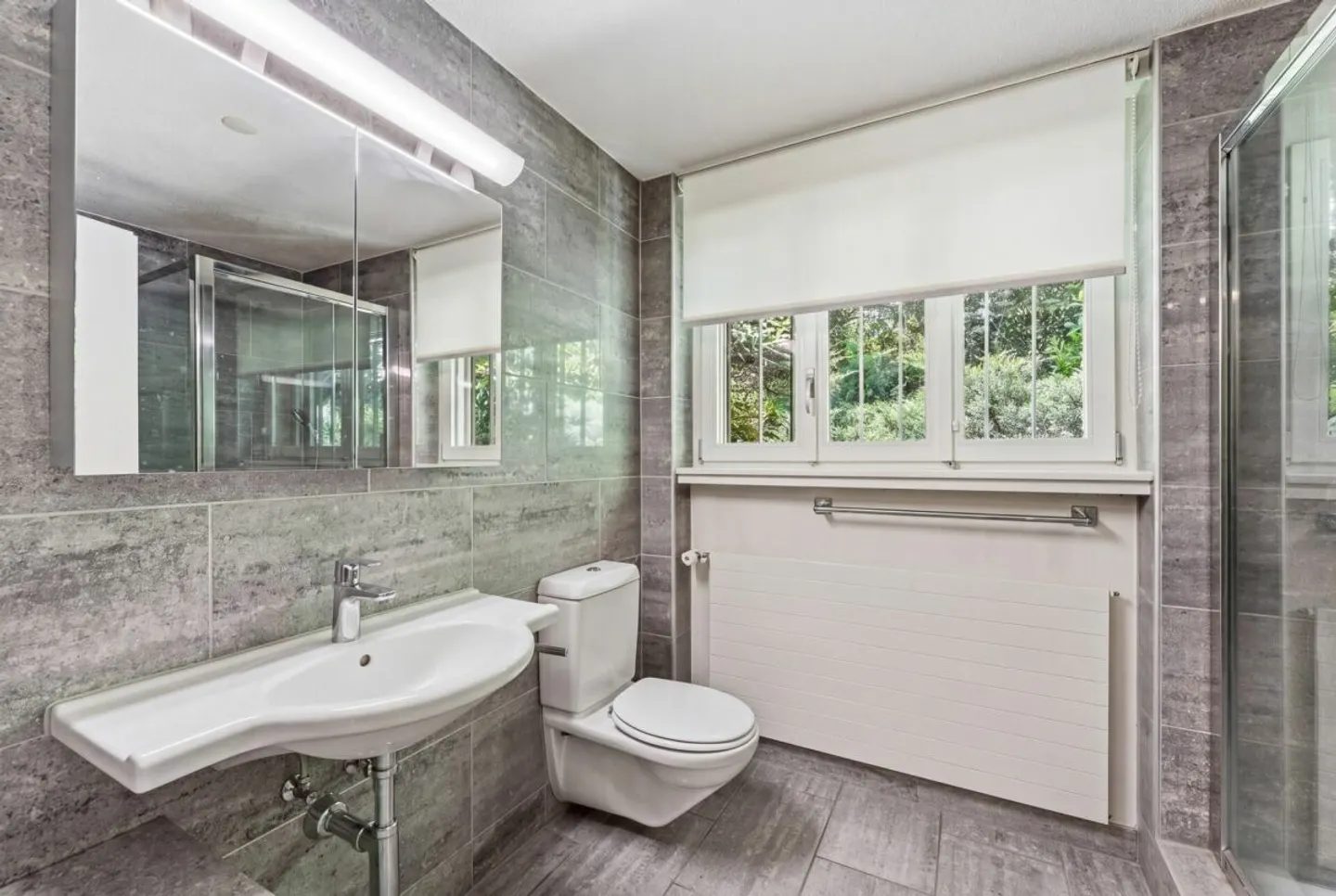 Vielseitiges Zweifamilienhaus mit Potenzial in begehrter Wohnlage von Meggen - Photo 6 sur 8