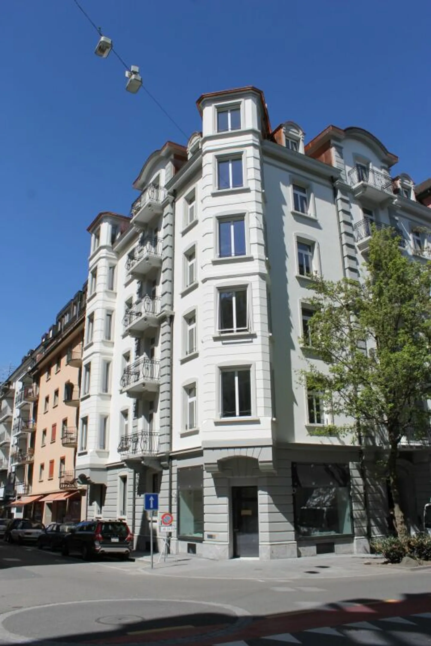 Quiet & Central: Your Dream Apartment in Lucerne's Neustadt - Photo 1 of 11