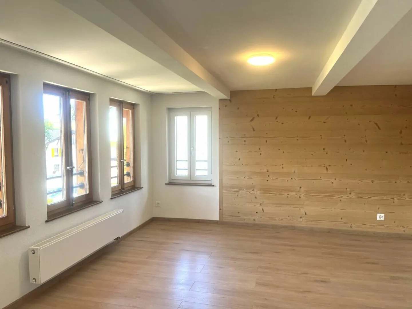 Appartement Rénové au Village - Photo 4 sur 9