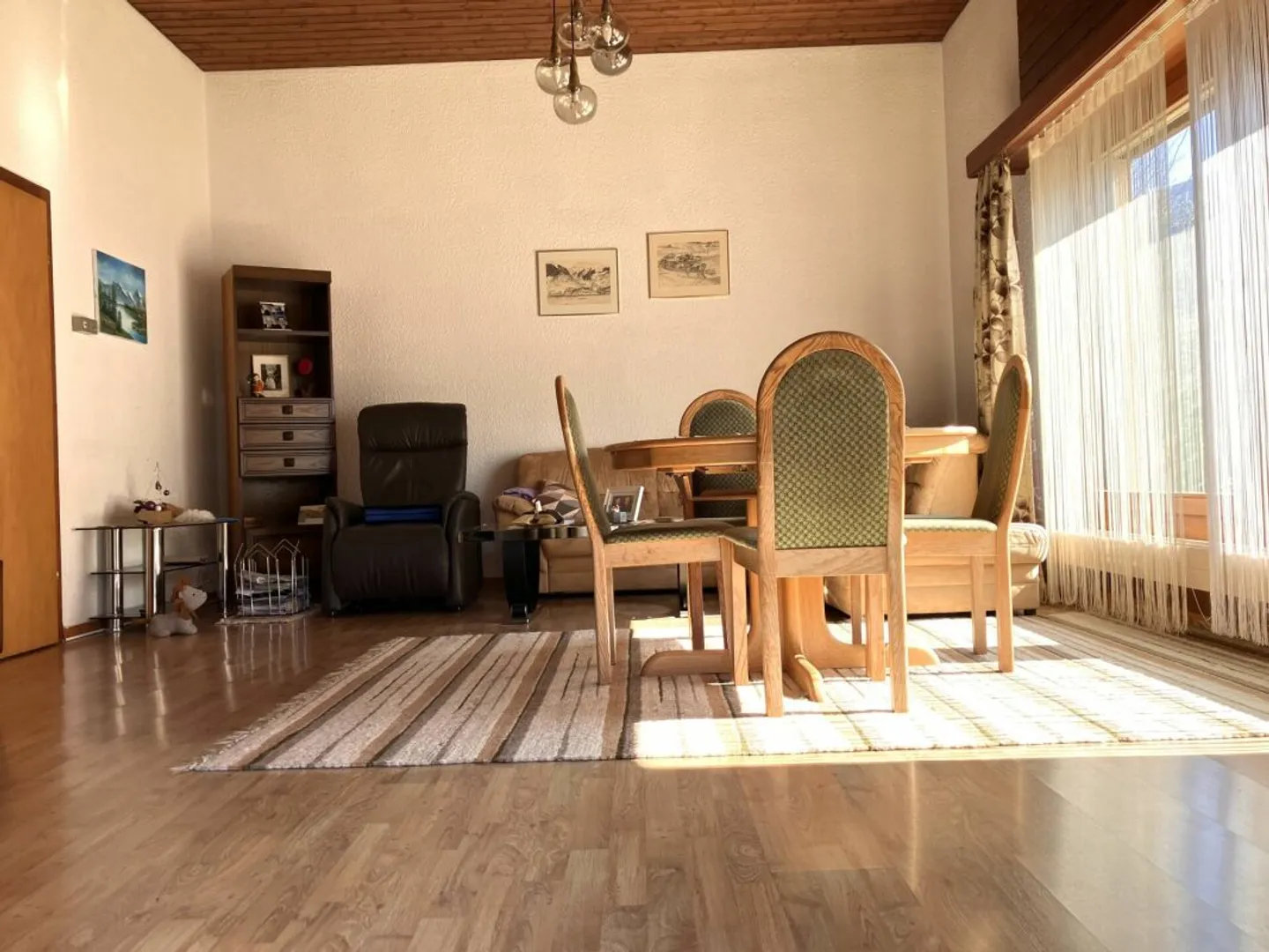 5.5-room single-family house with garden and panoramic view in Trun - for sale - Photo 5 of 10