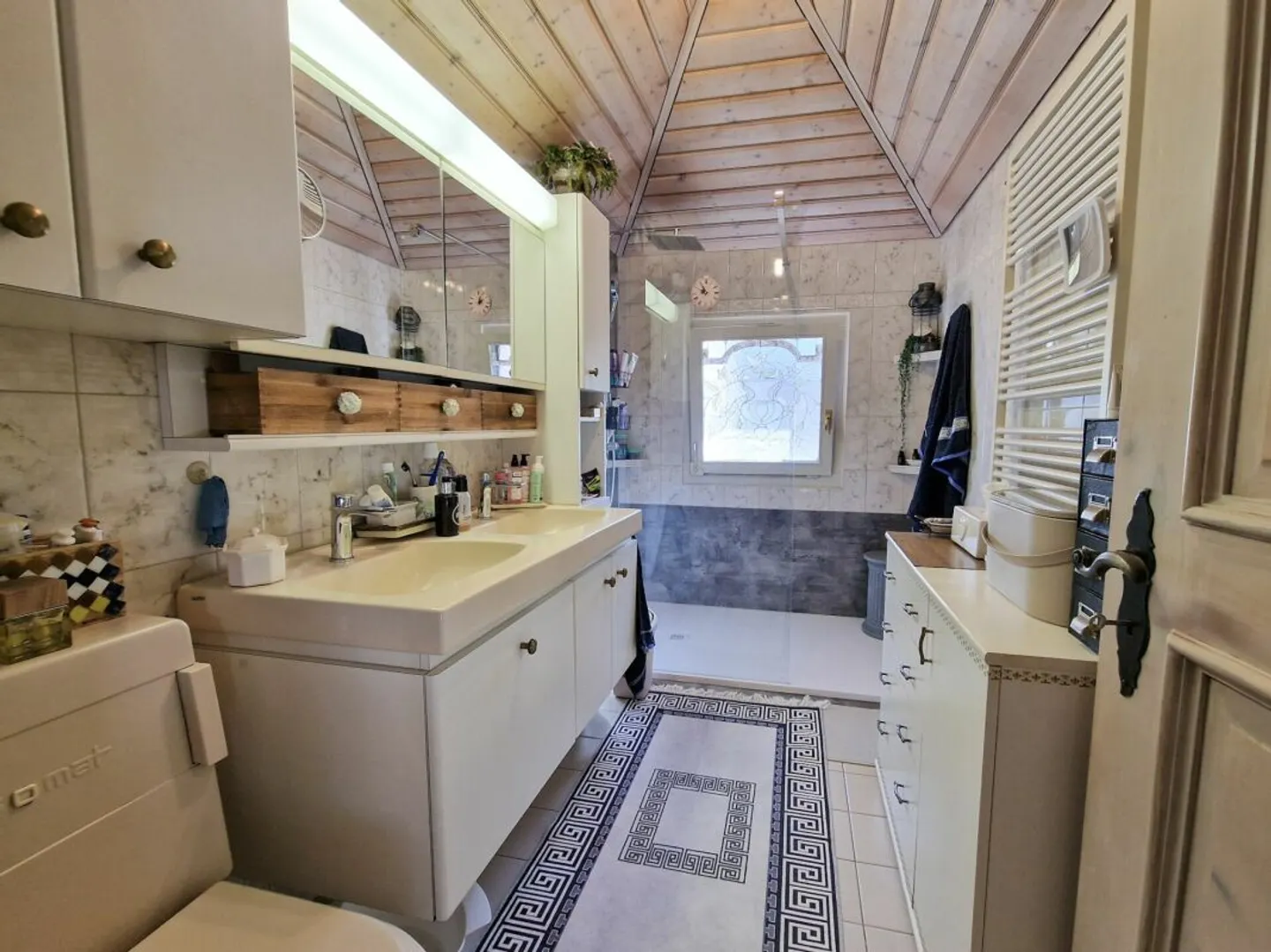 Wohnen mit privatem Pool und traumhaftem Garten - besonderes Einfamilienhaus mit Charme - Photo 13 of 13