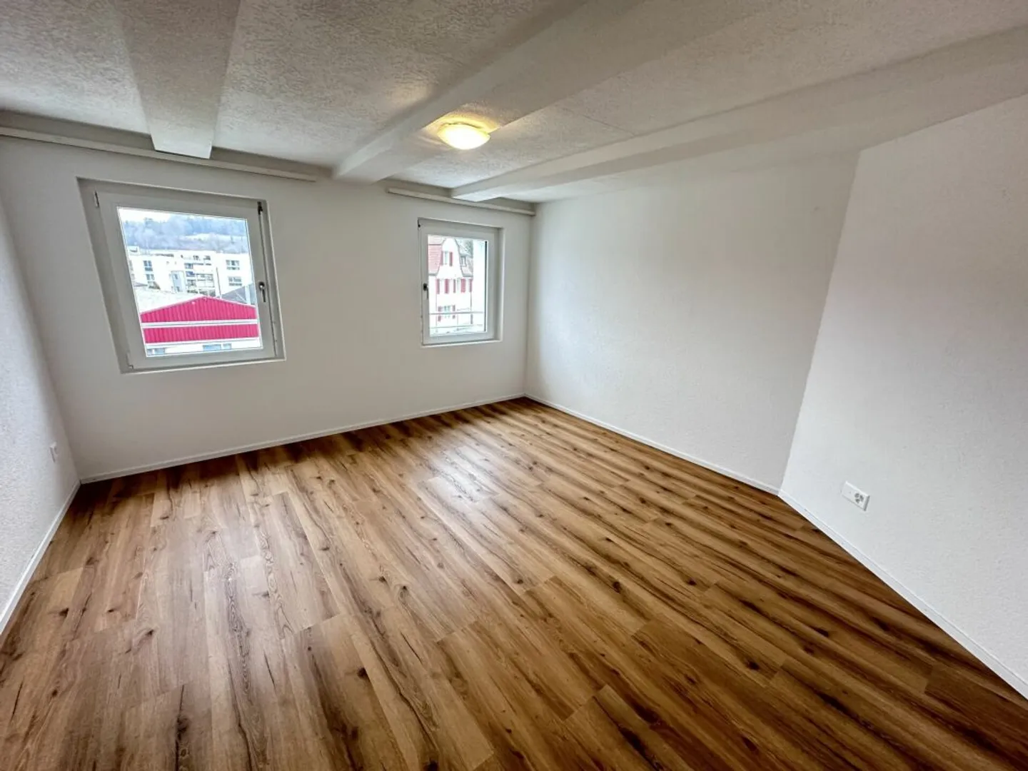 Appartement 2.5 pièces - Photo 3 sur 8