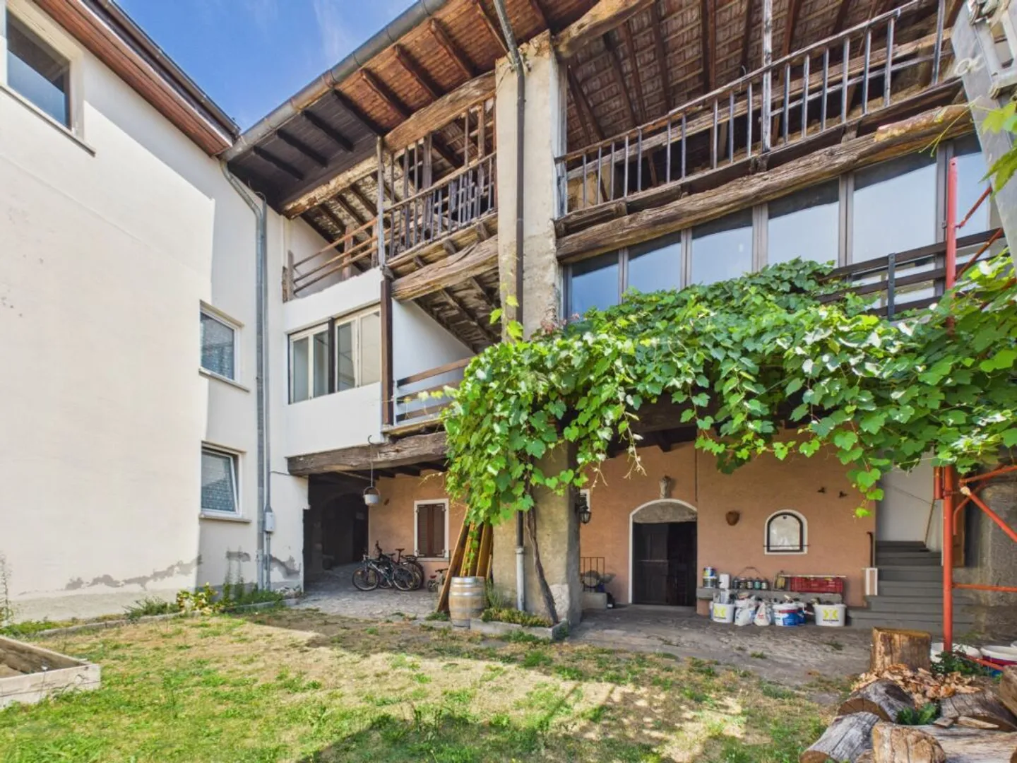 Zwei Kernhäuser mit offener Aussicht und Garten zur Aufwertung in Salorino - Foto 10 von 13