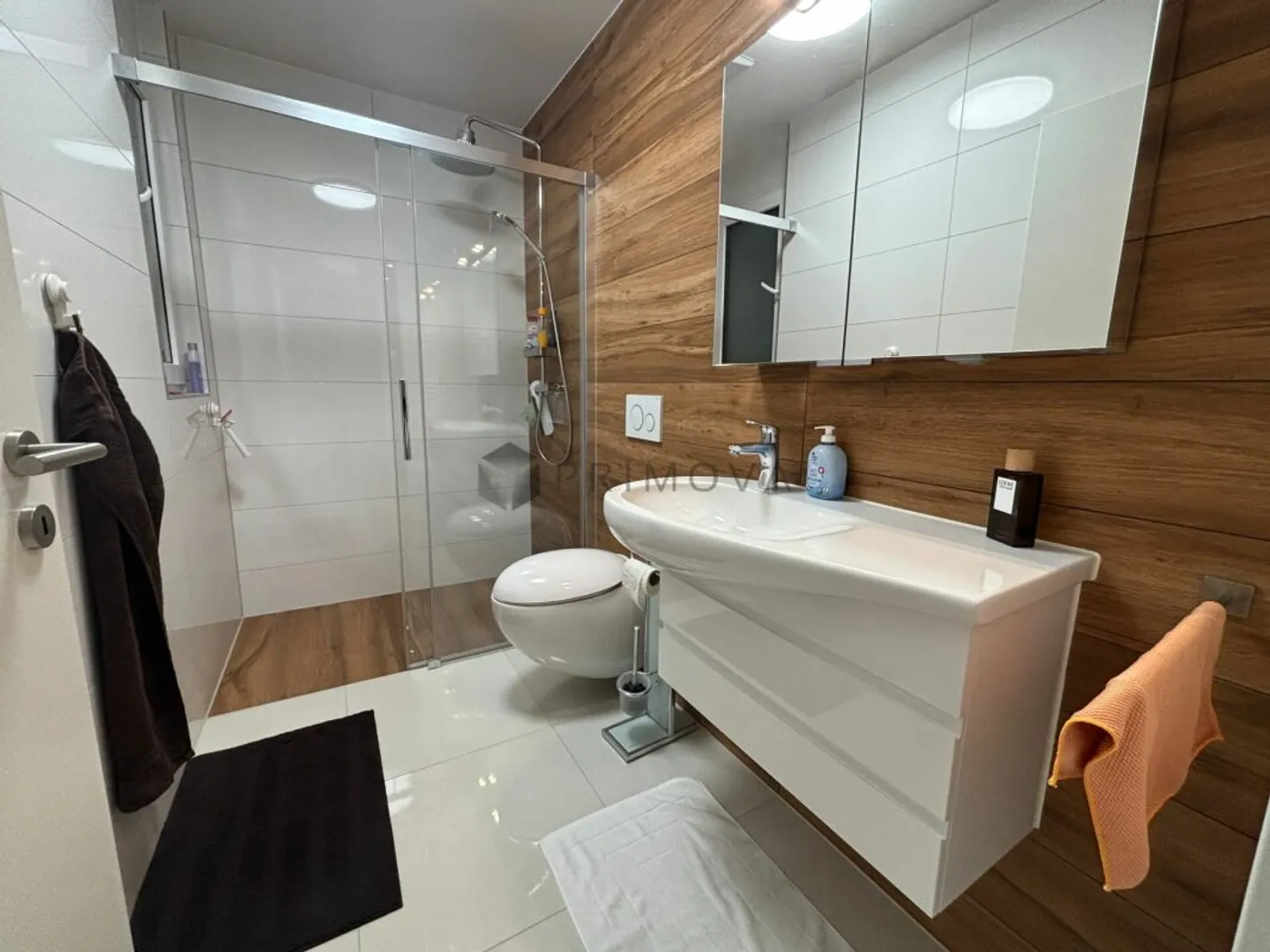 Attractive 2.5 room apartment with modern kitchen and balcony with evening sun - Photo 6 of 7