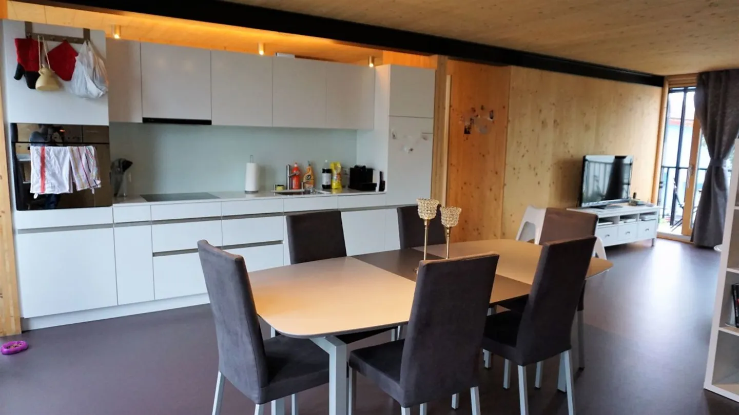 Modernes Doppelhaus mit Terrasse - Foto 4 von 13