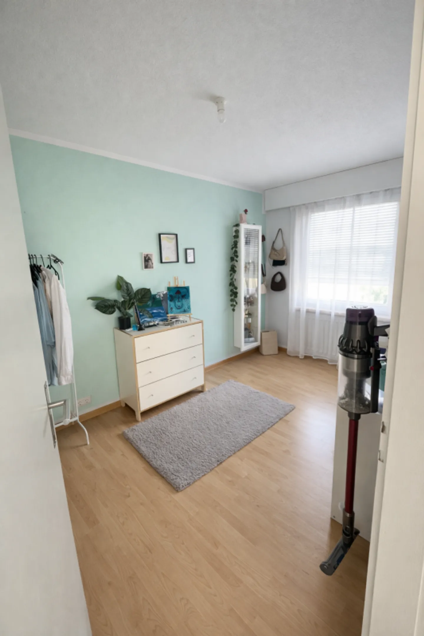 Appartement 3.5 pièces abordable et confortable dans un endroit calme - Photo 4 sur 9