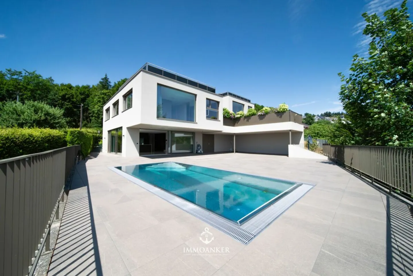 Exklusive Villa mit Spa-Charakter - Foto 1 von 13