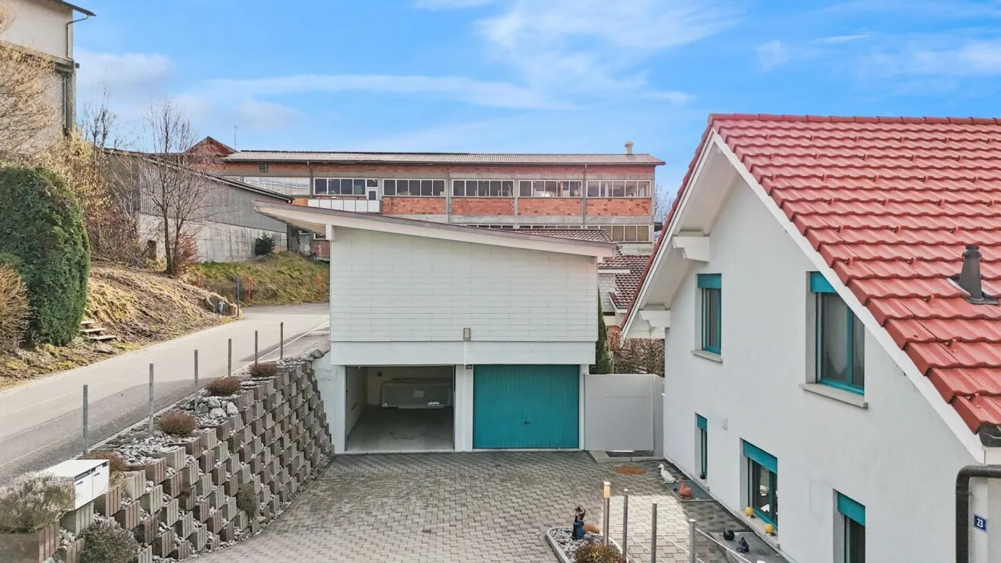 Spacious Family Home with Views - Photo 11 of 13