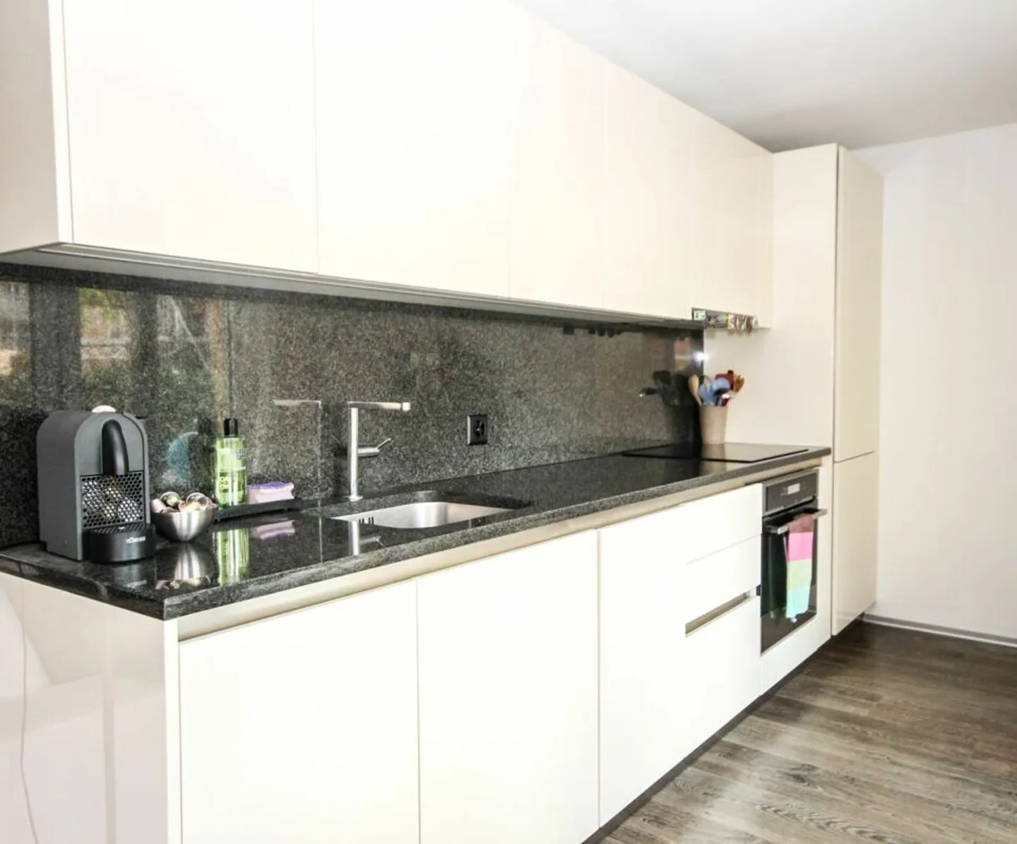 Stilvolle Wohnung in Dübendorf - Foto 1 von 6