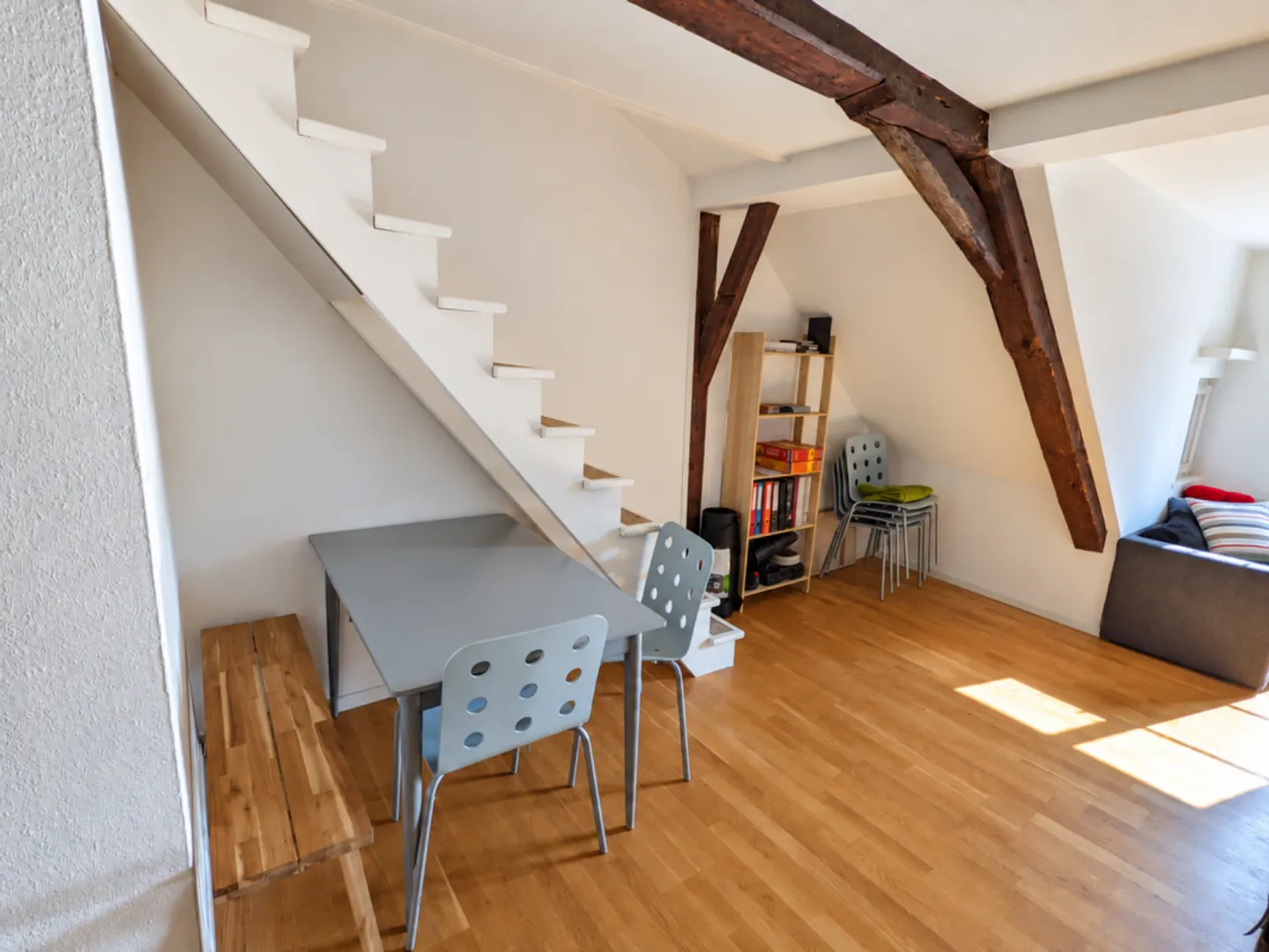 Charmante maisonette de 3,0 pièces dans la vieille ville de Saint-Gall - Photo 3 sur 11