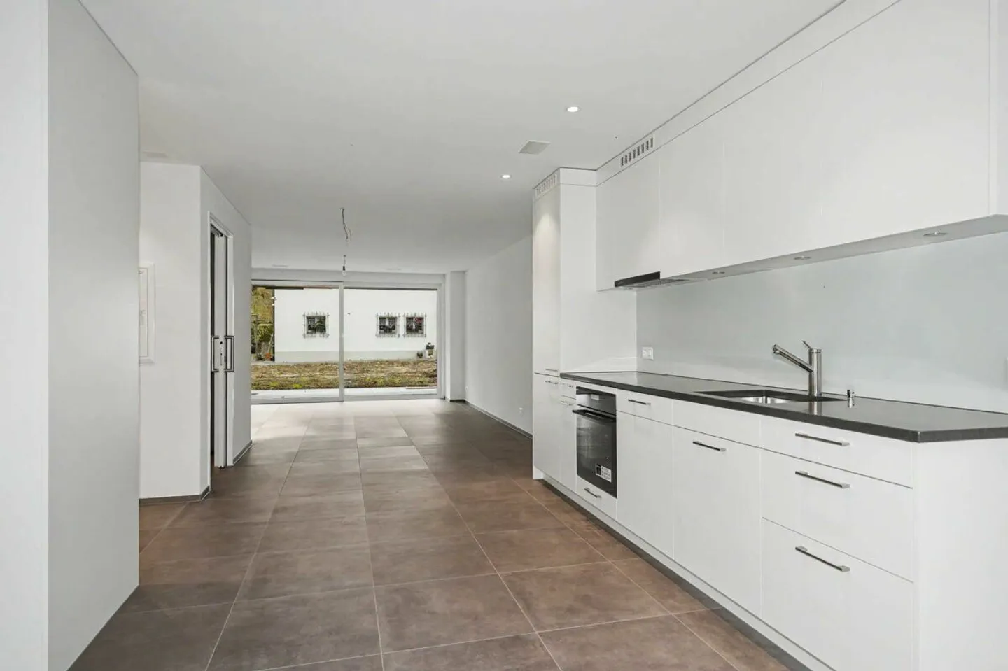 Moderne 1-Zimmerwohnung mit Garten - Foto 1 von 6