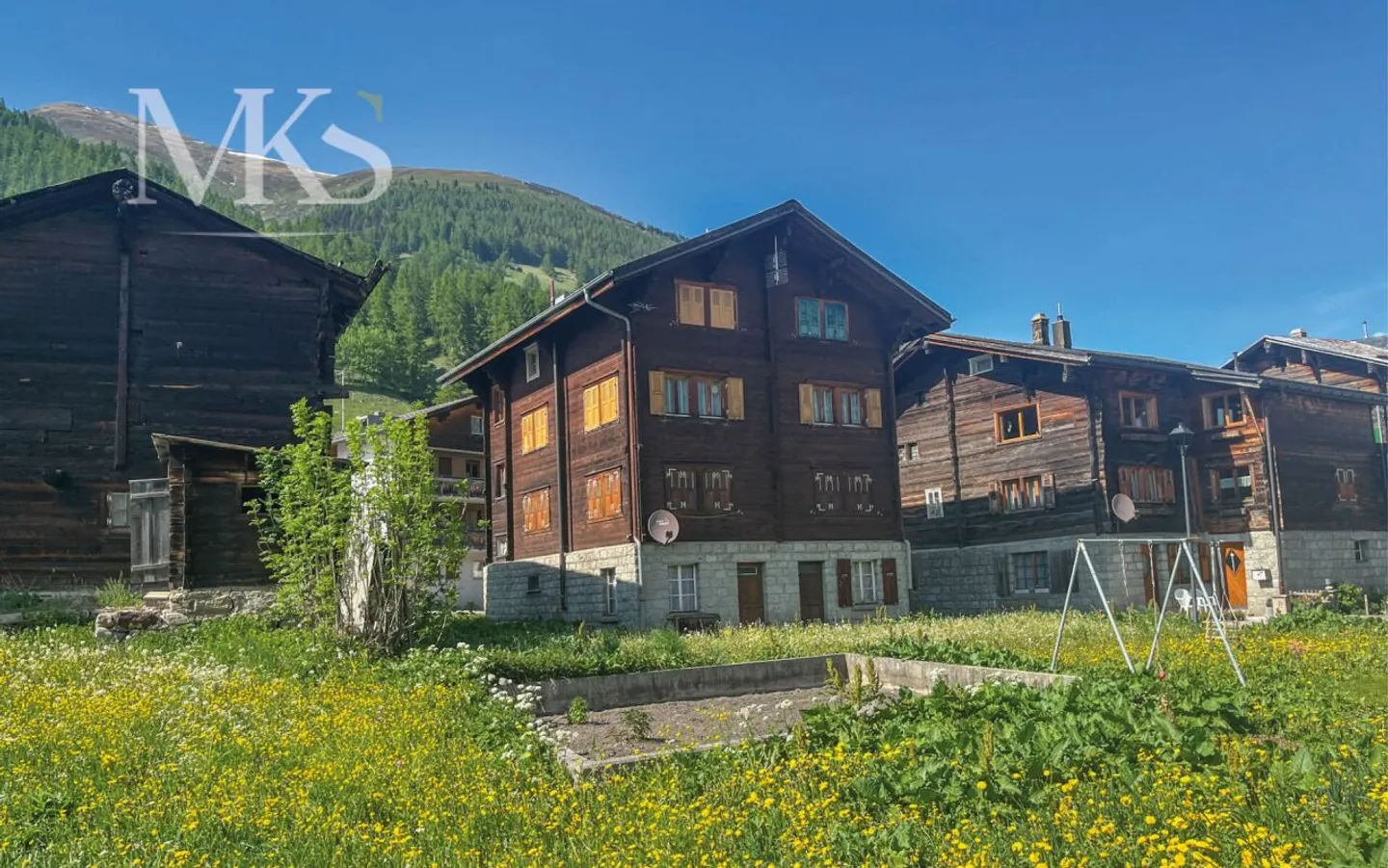 Charming old-style apartment with additional attic apartment in Ulrichen - Photo 1 of 13