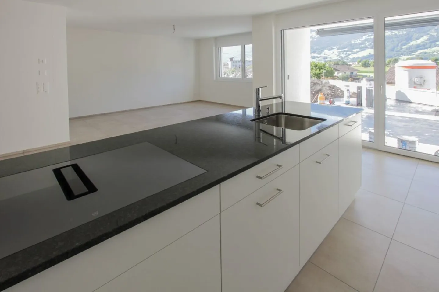 Newly built garden apartment in a quiet location - Photo 2 of 13