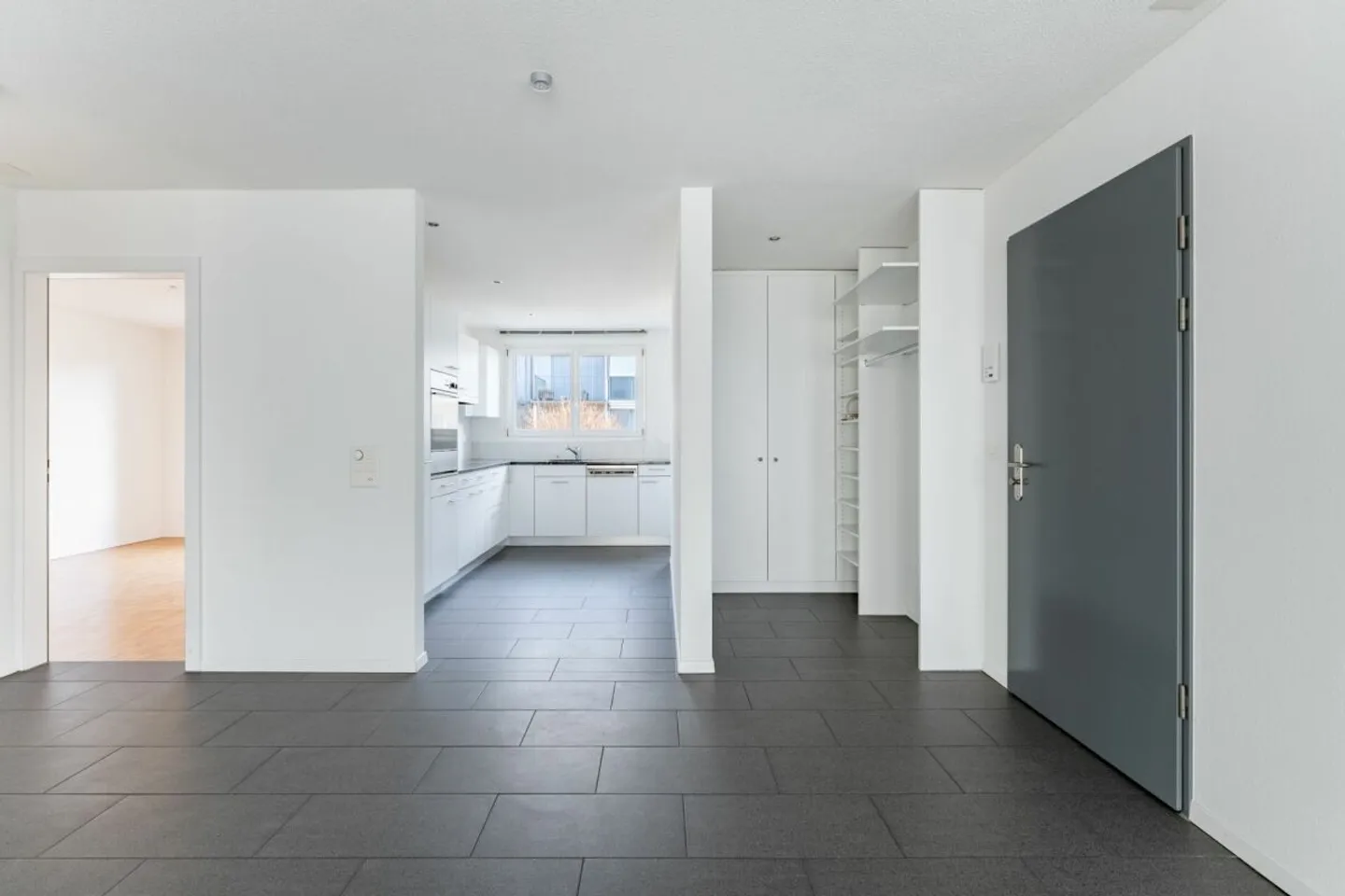 Geräumige Wohnung mit Wintergarten - Foto 5 von 13