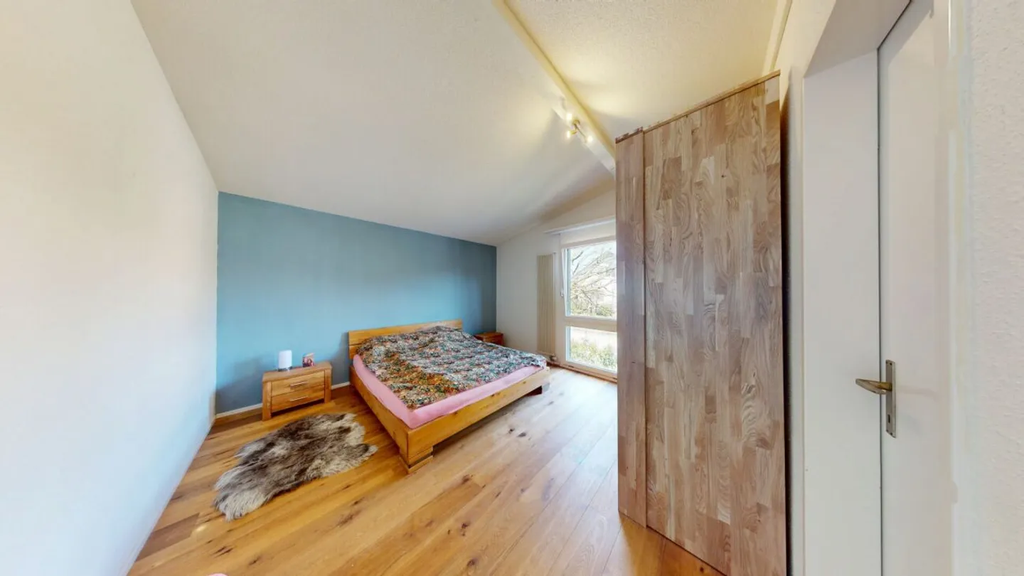 Family Dream in Zofingen - Single Family House with Large Garden and Lots of Potential - Photo 10 of 13