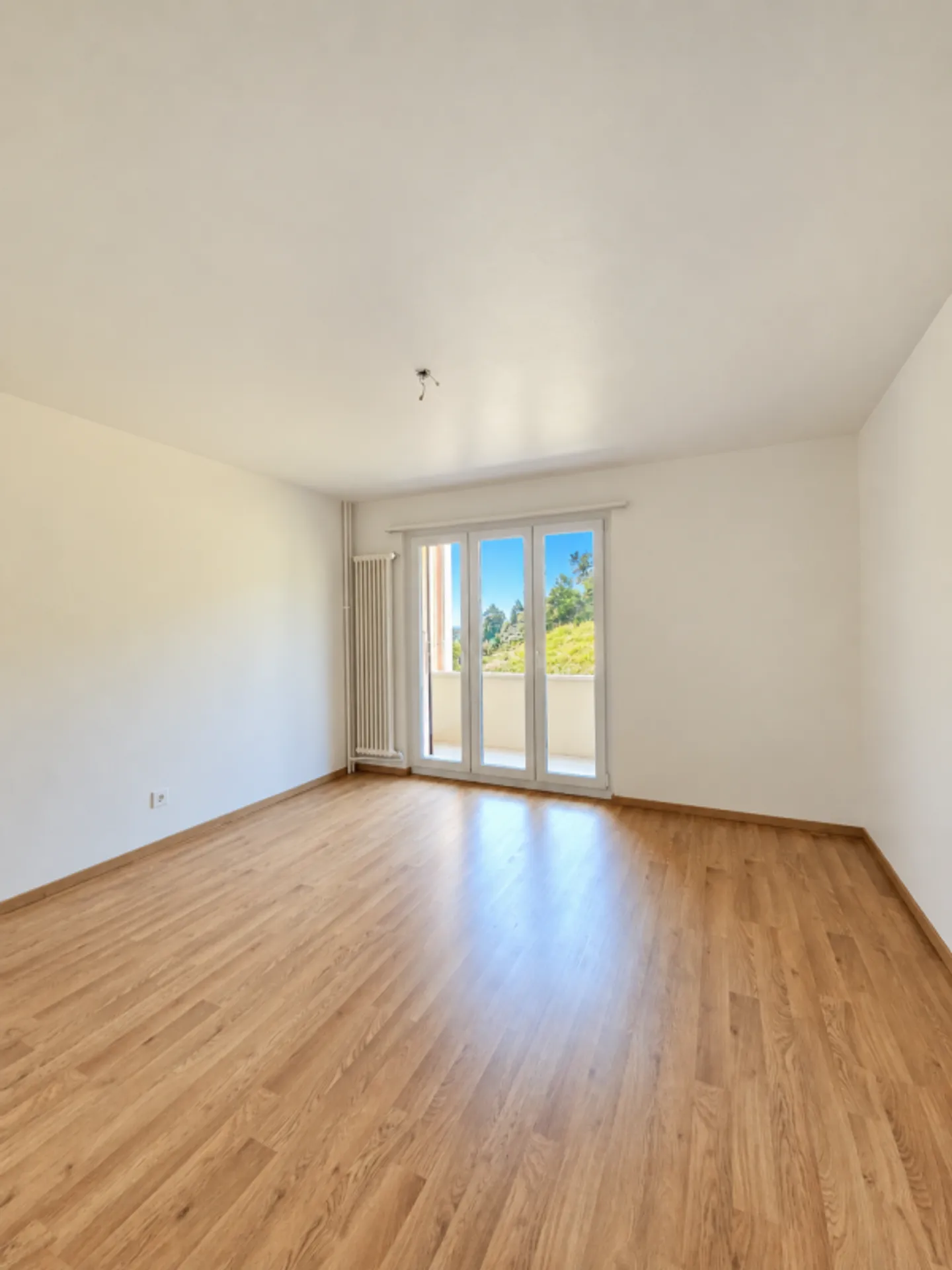 Bel appartement moderne à Perrefitte - Photo 4 sur 11