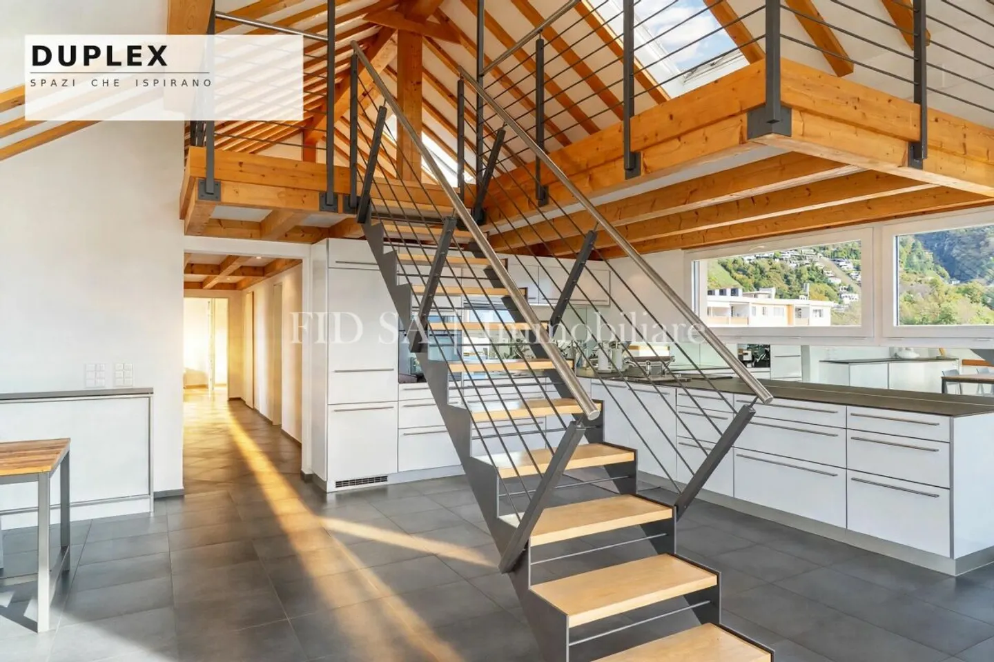 GORDOLA - Geräumige Dachgeschosswohnung in einer Residenz mit nur 4 Einheiten - Foto 1 von 8