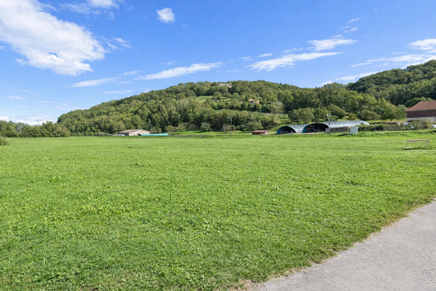 Building plot of 568 m² - Photo 5 of 5