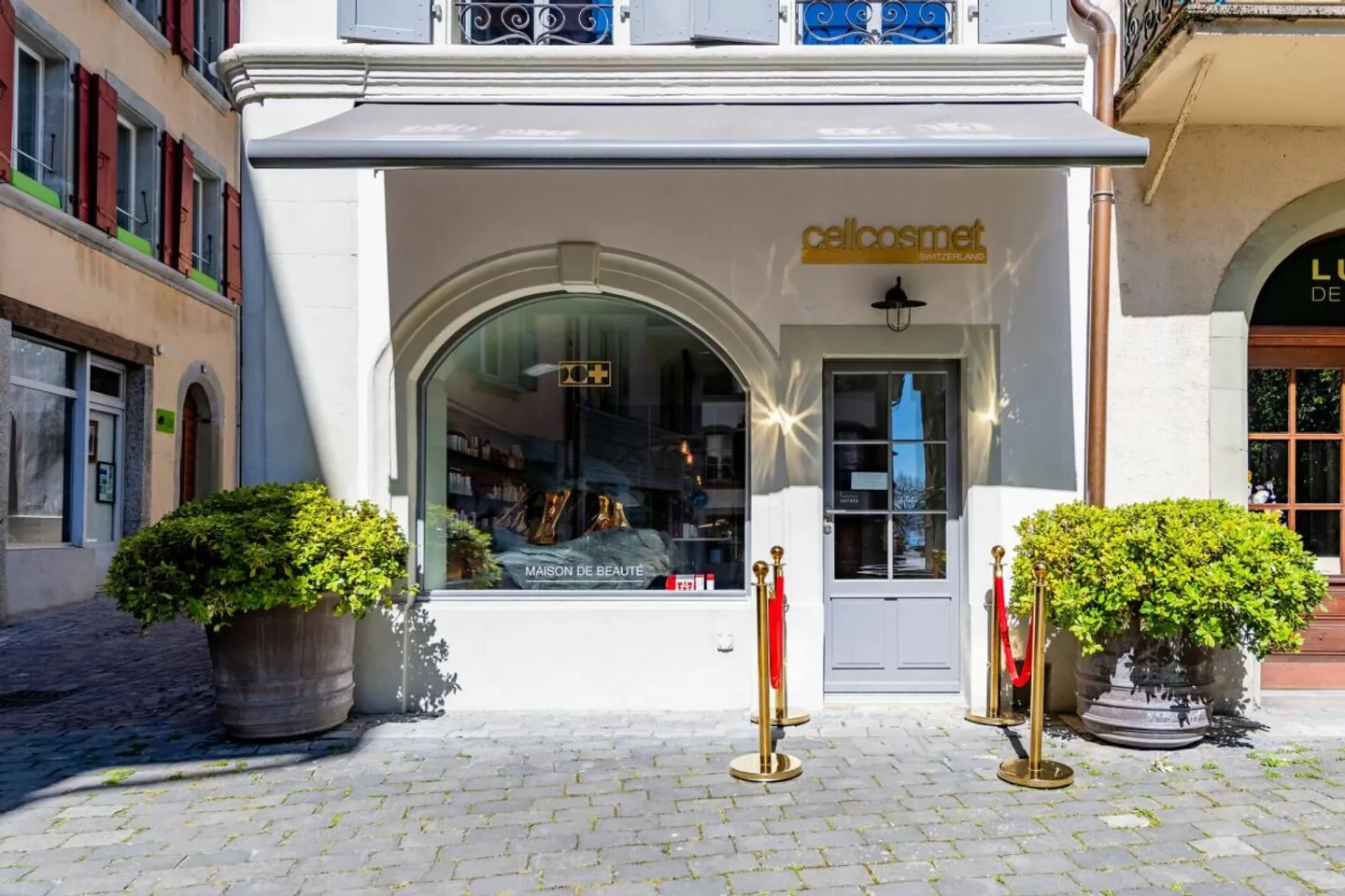 LUTRY - Ein einzigartiger Ort im Herzen des Dorfes | Wohn-, Gewerbe- oder Boutique-Hotel - Foto 1 von 13