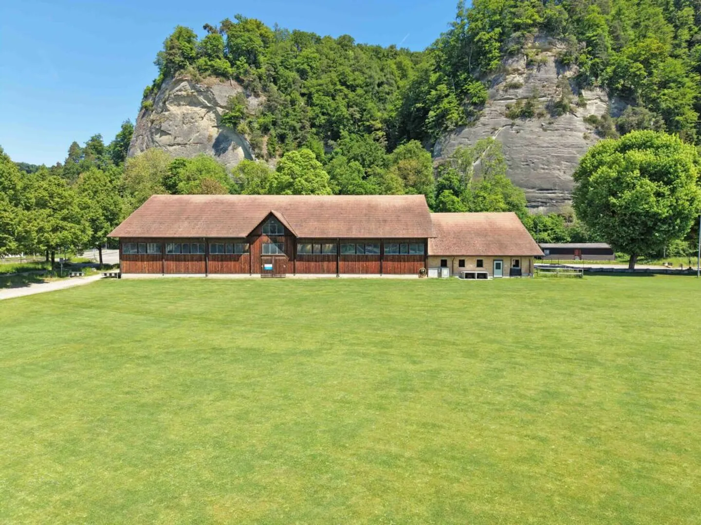 Locataire recherché ! Halle d'équitation Burgdorf incluant le manège - Photo 13 sur 13