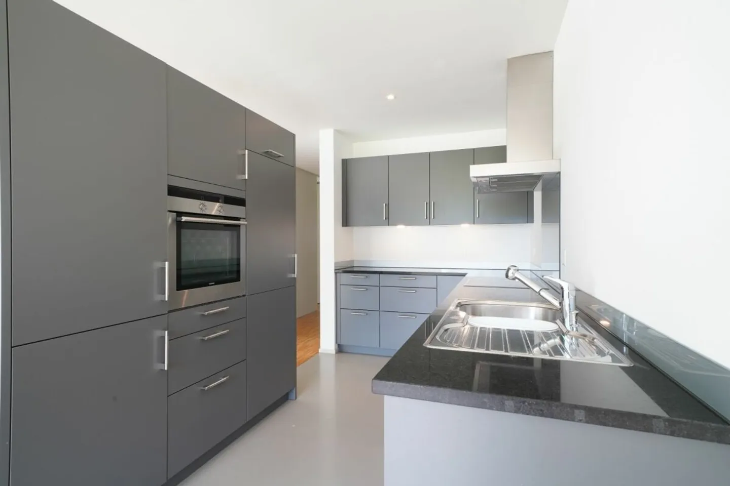 Attractive 4.5-room apartment in a quiet location in Büren NW - Photo 1 of 8