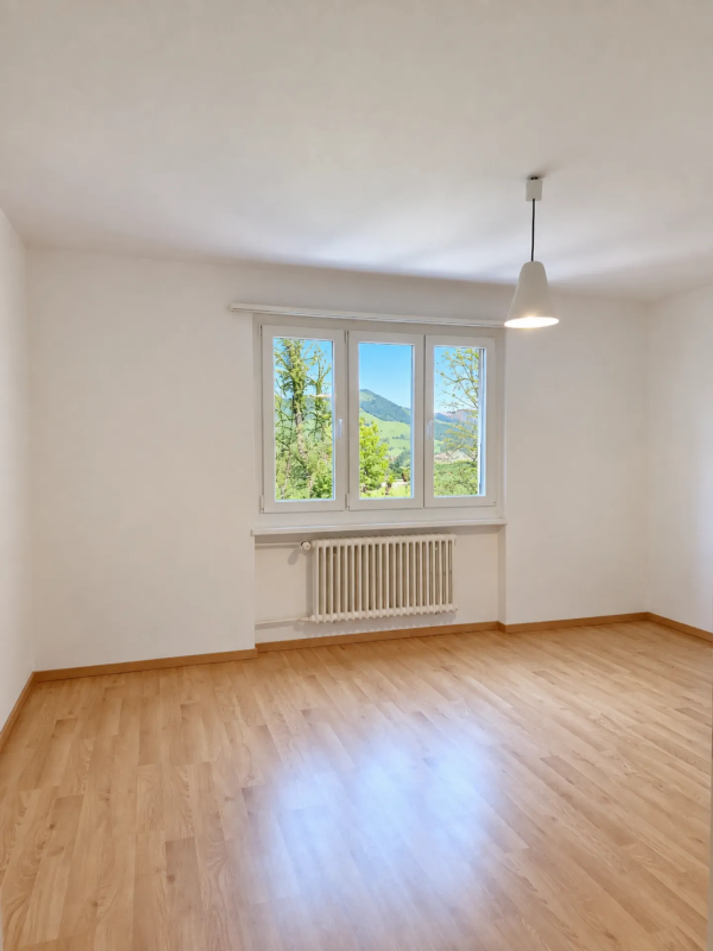 Bel appartement moderne à Perrefitte - Photo 9 sur 11