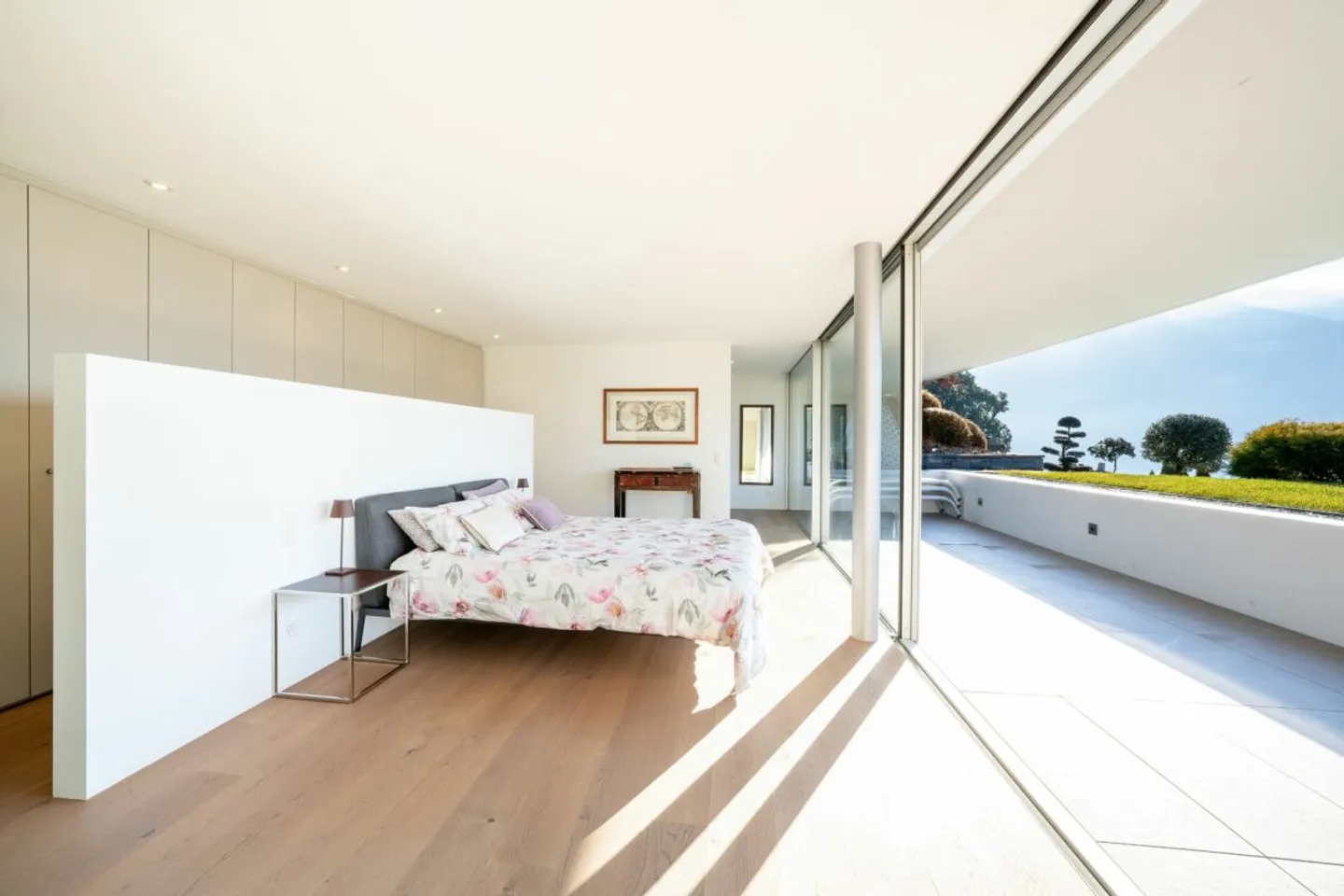 MINUSIO - Luxurious Apartment in a Privileged Location - Photo 10 of 13