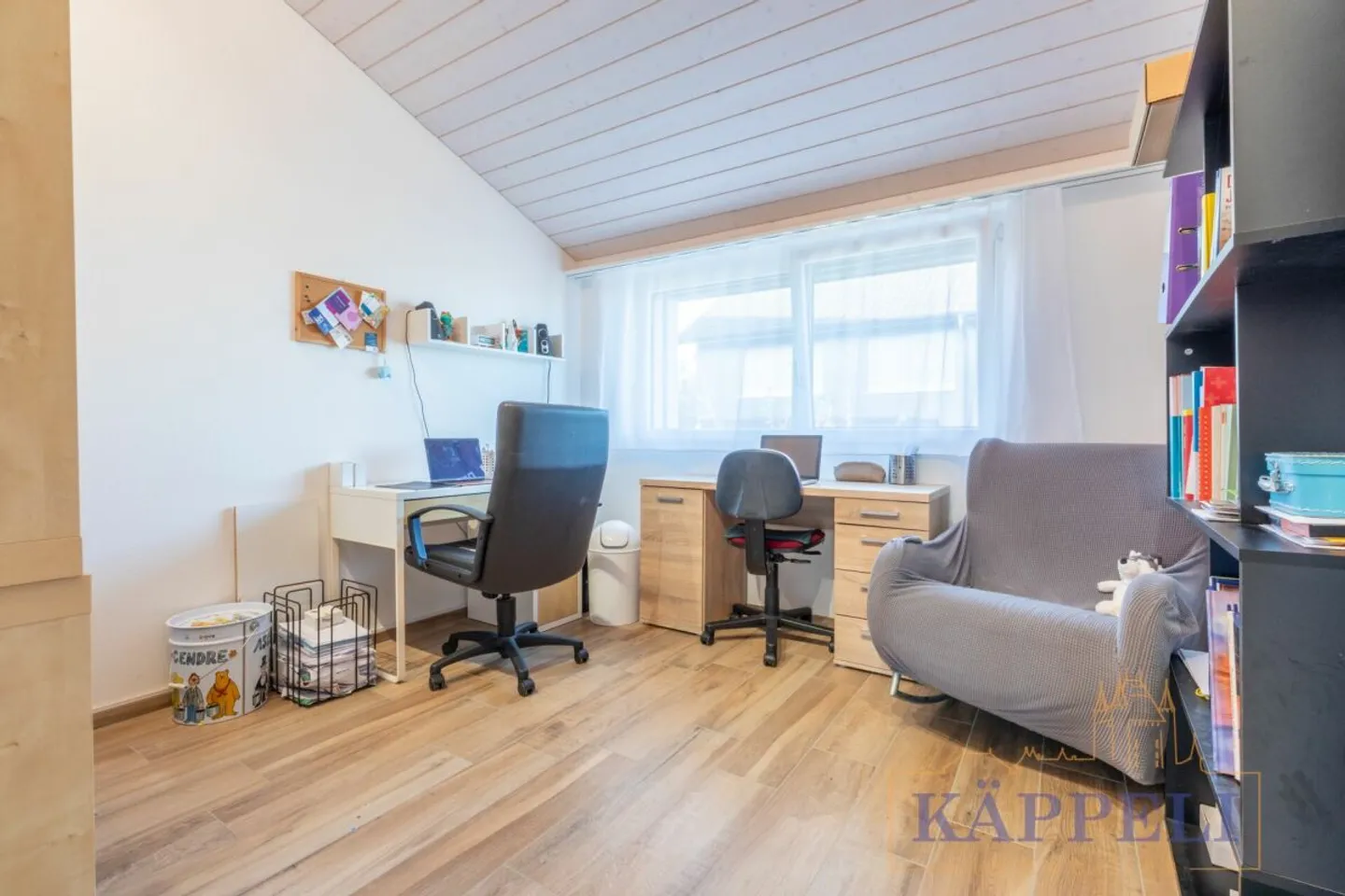 Maison semi-détachée de 6,5 pièces avec vue sur la montagne à Uebeschi - Photo 13 sur 13