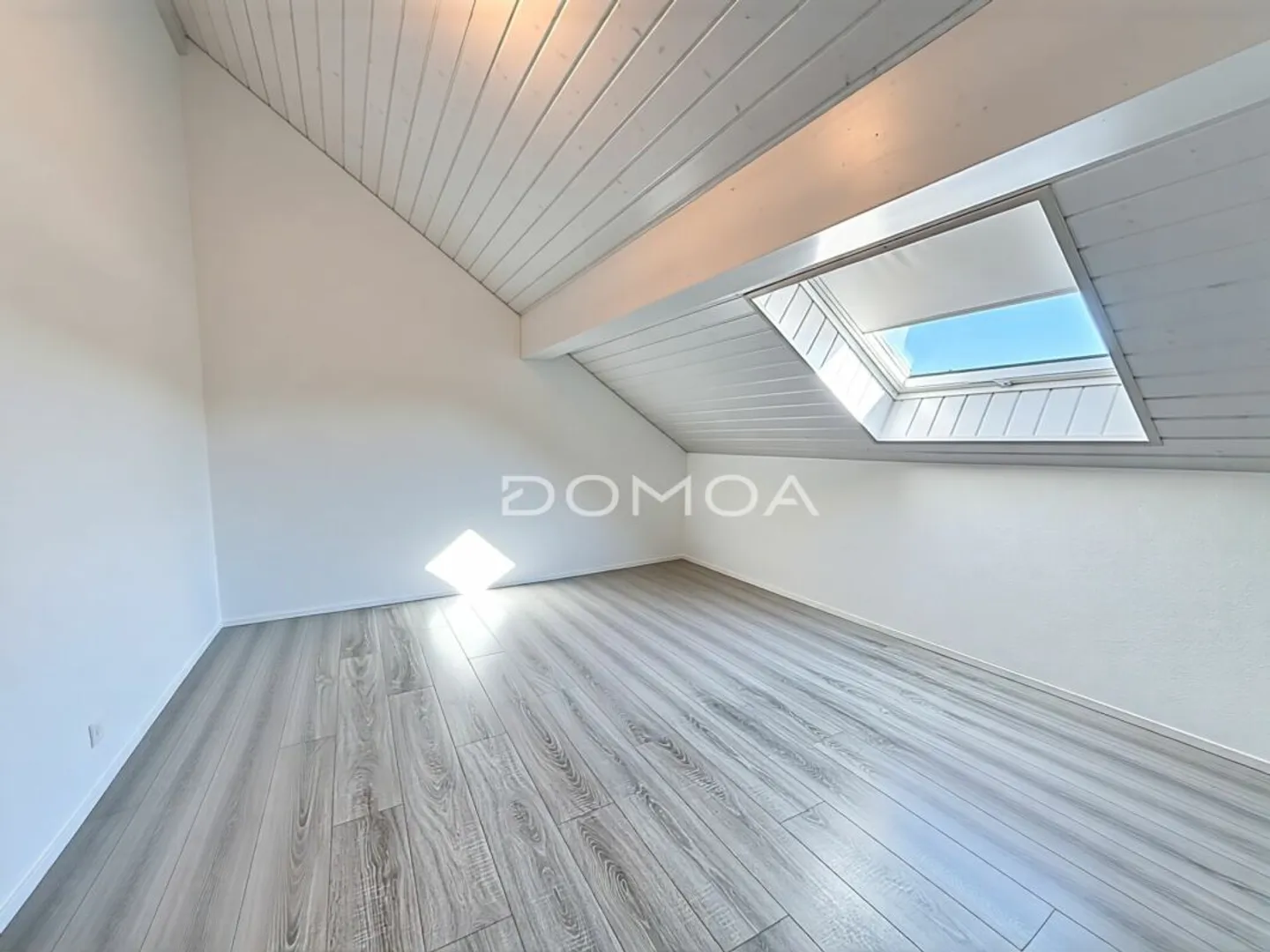 Charmante 4,5-Zimmer-Wohnung von 124 m2 in einem schönen charakteristischen Bauernhaus! - Foto 9 von 11