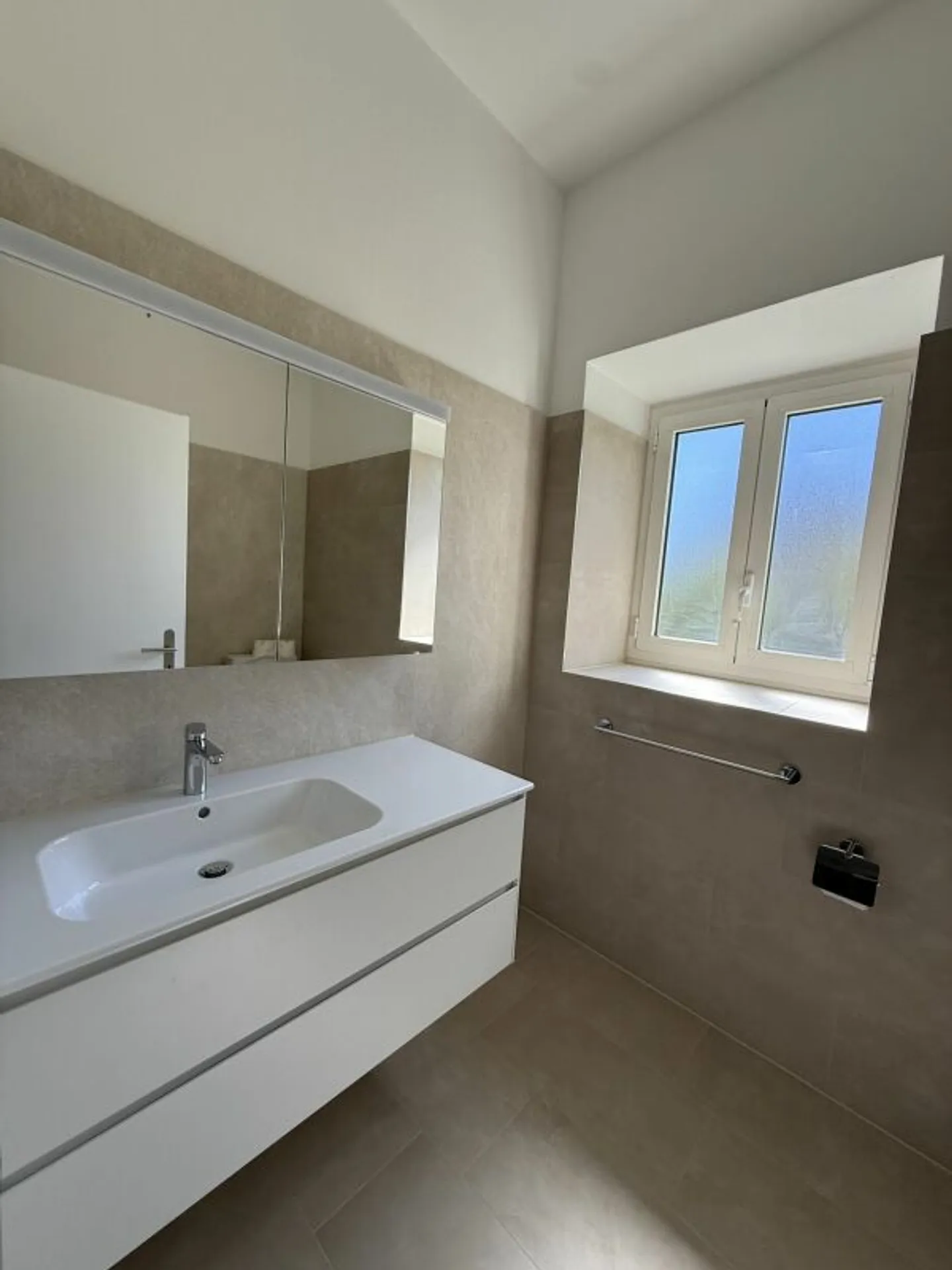 Appartamento 3.5 locali soleggiato - Foto 3 di 13