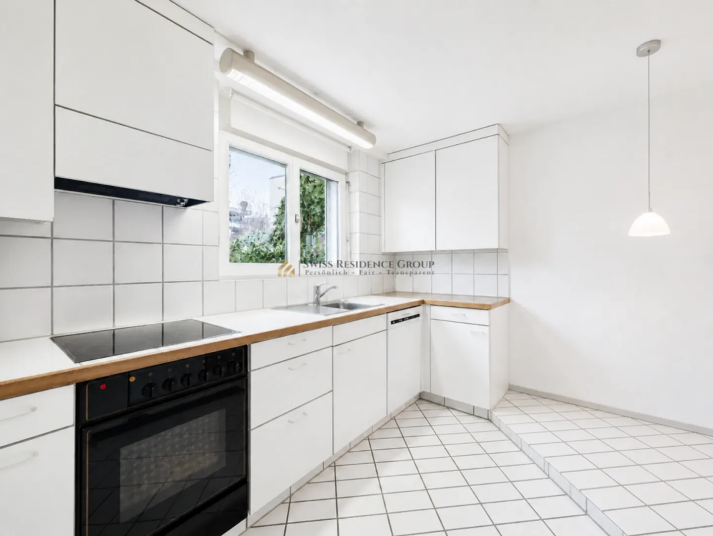 Maison de rêve ensoleillée sur la Goldküste - spacieuse maison mitoyenne de 5,5 pièces en lisière de forêt - Photo 8 sur 13
