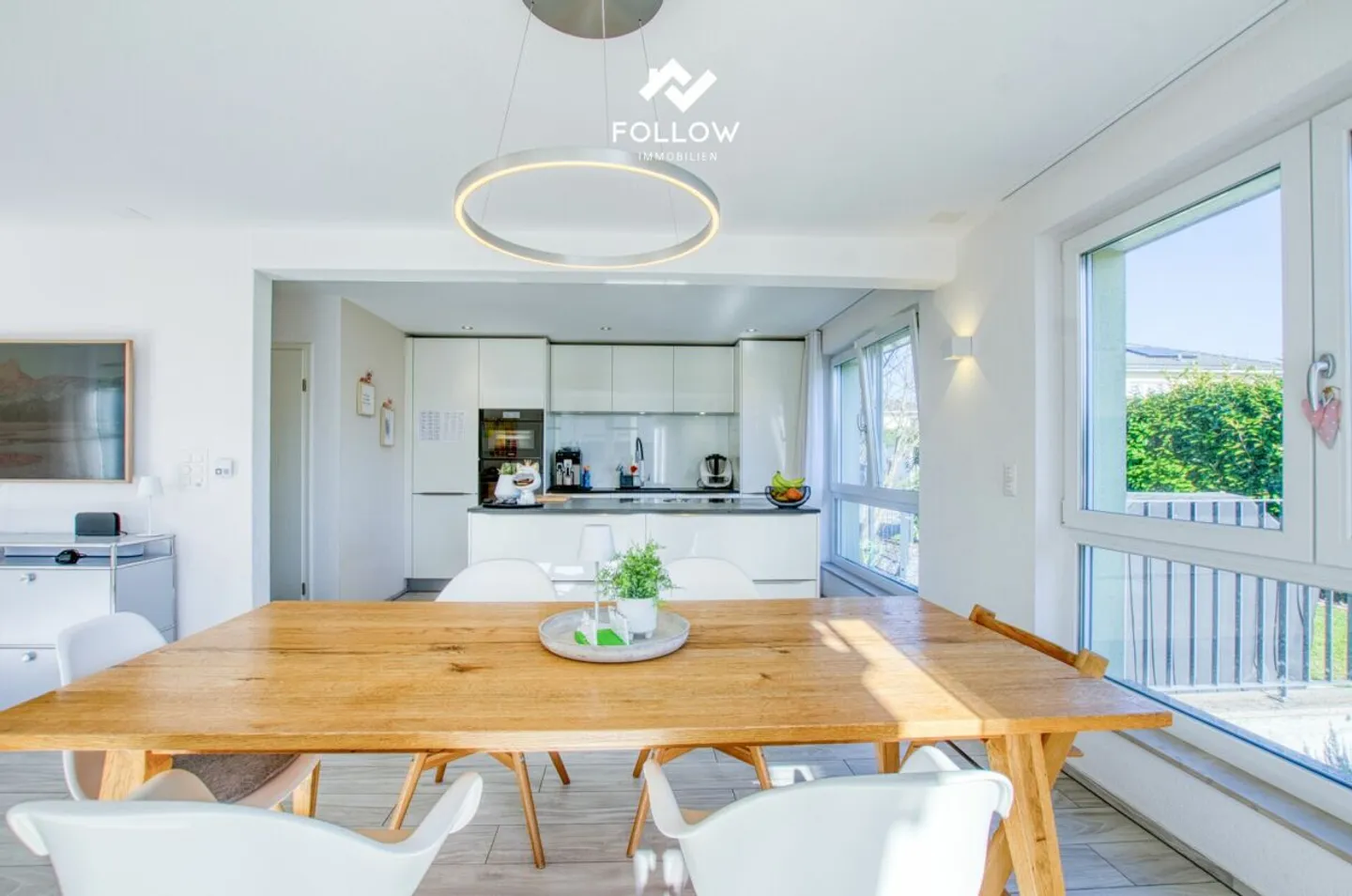 Charmantes Einfamilienhaus mit Garten - Foto 3 von 13