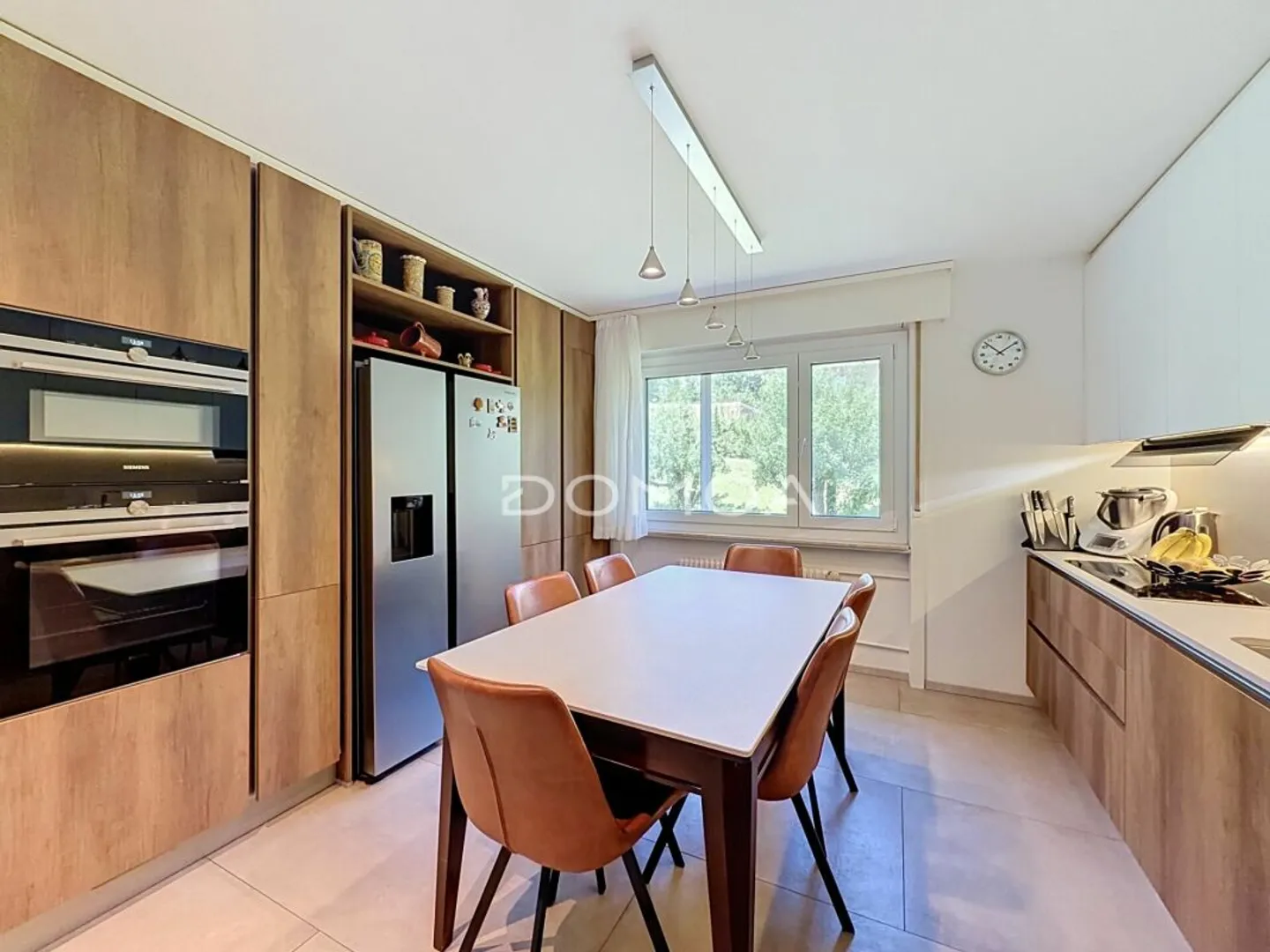 Magnificent 5.5 rooms 114 m2 fully renovated in Villars-sur-Glâne - Photo 1 of 13