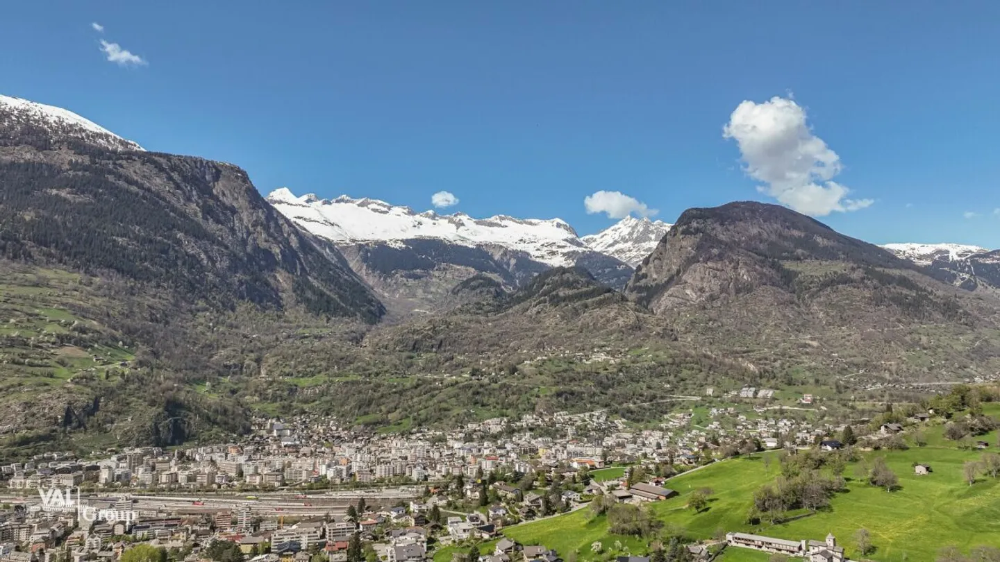 Genehmigtes Einfamilienhaus Grundstück - Foto 7 von 11