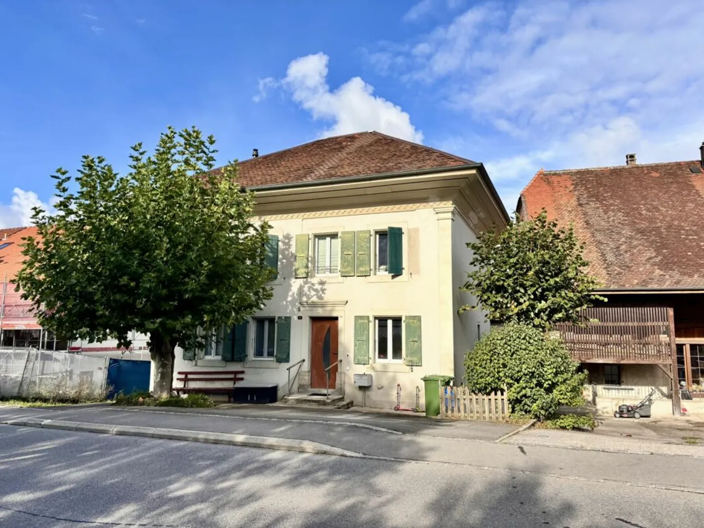 Einfamilienhaus mit 4,5 Zimmern - Foto 1 von 10