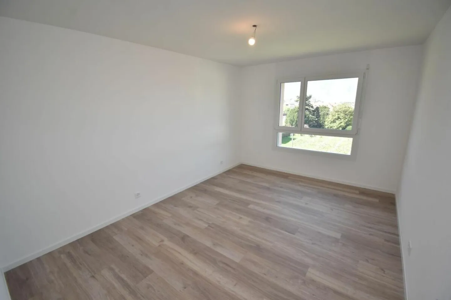 Appartement Charmant à Aigle - Photo 3 sur 5