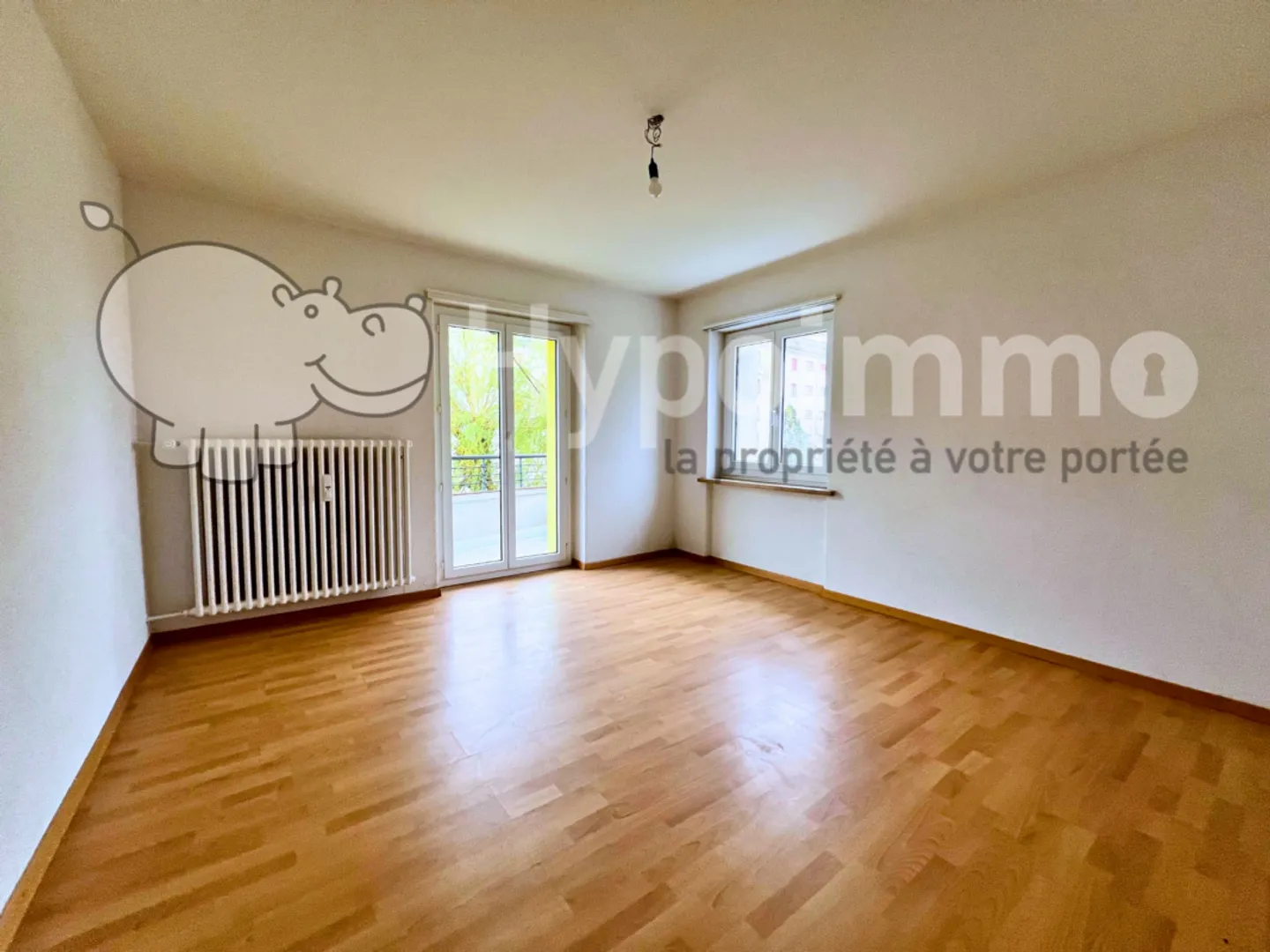 3-room apartment with balcony - Photo 1 of 10