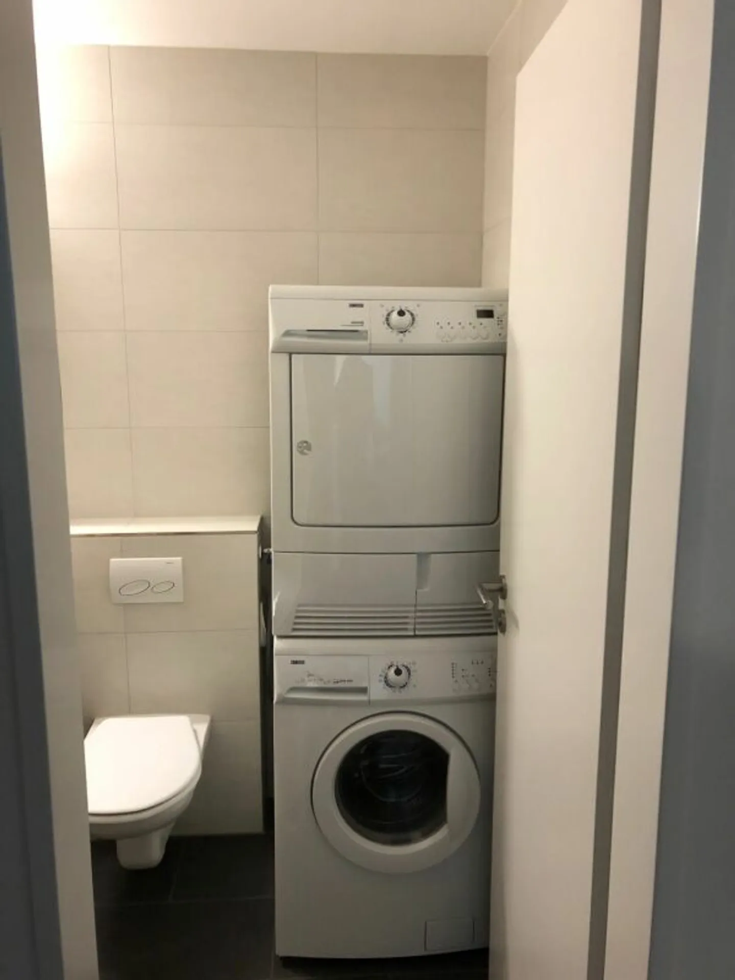 Appartement charmant et moderne - Central à Bülach - Photo 4 sur 6