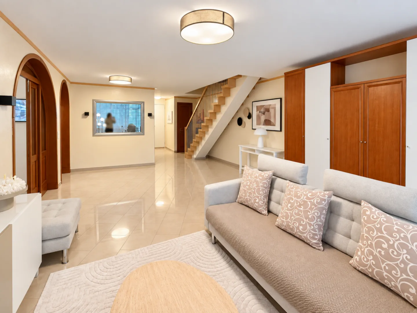 Spacious Duplex Apartment with Terrace - Photo 2 of 13
