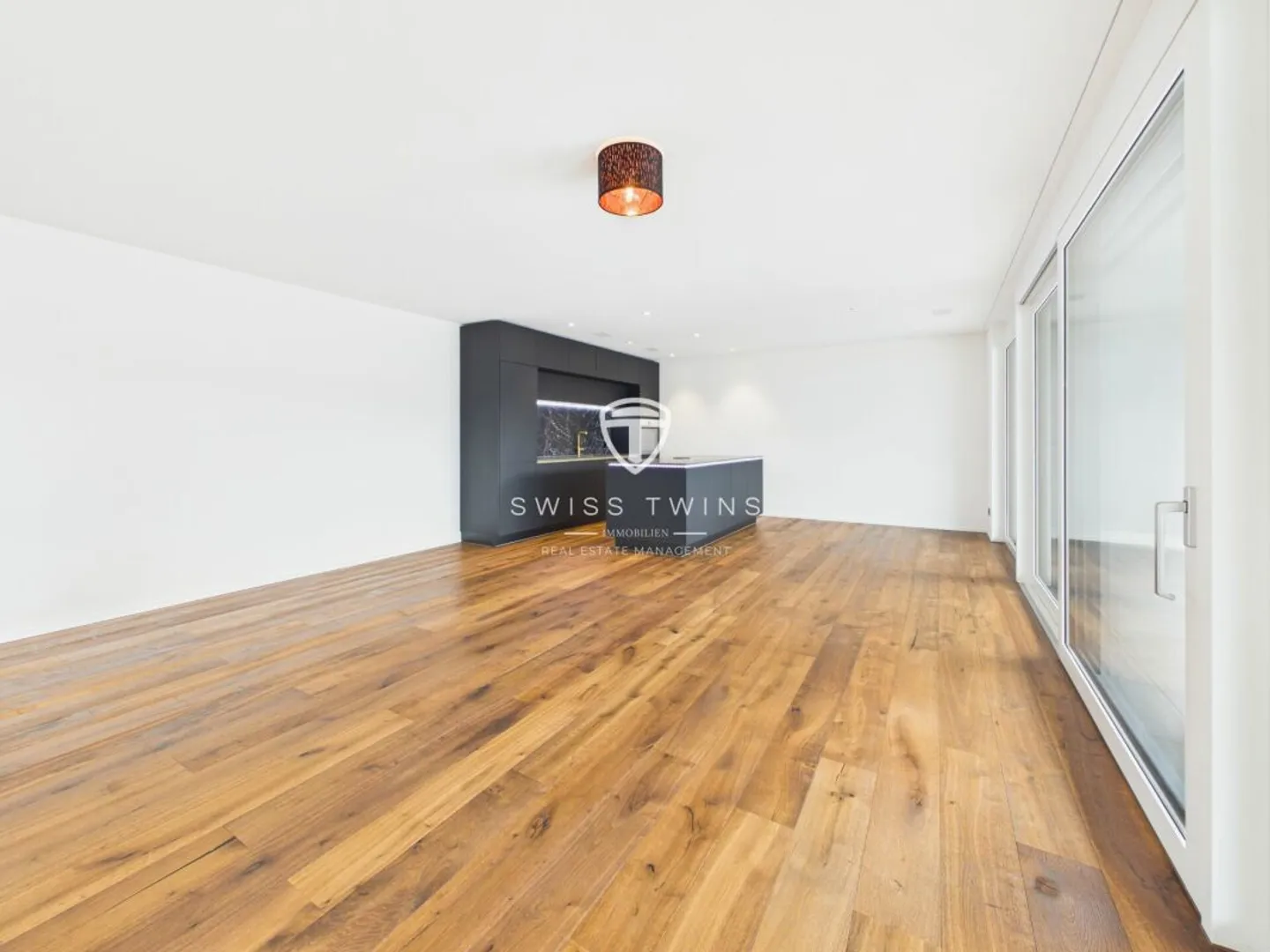 Appartamento di lusso con 3,5 stanze e terrazza privata di 132 m² con vista mozzafiato su Pilatus e Rigi - Foto 5 di 13