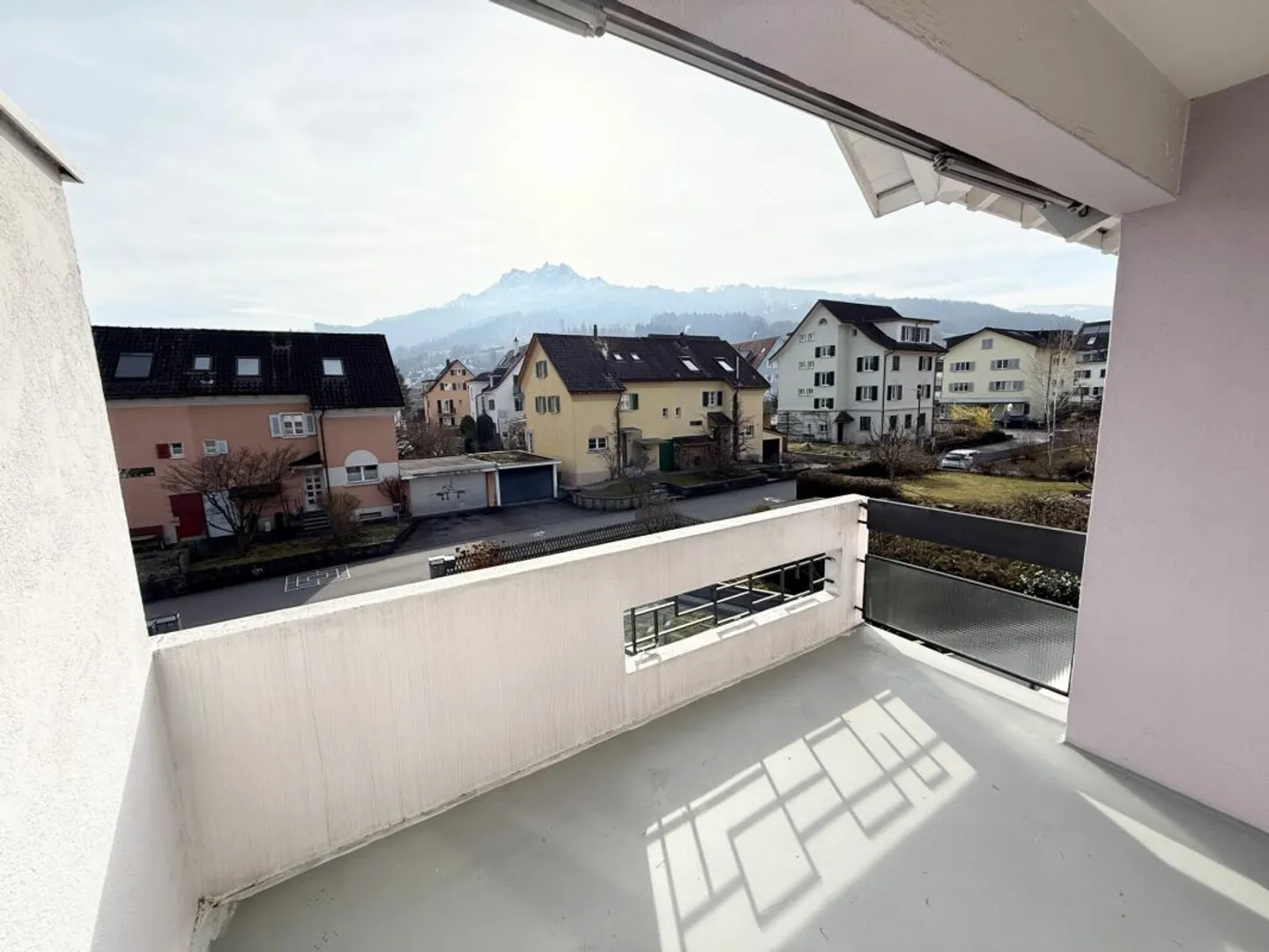 Ampia casa familiare duplex - Foto 5 di 8