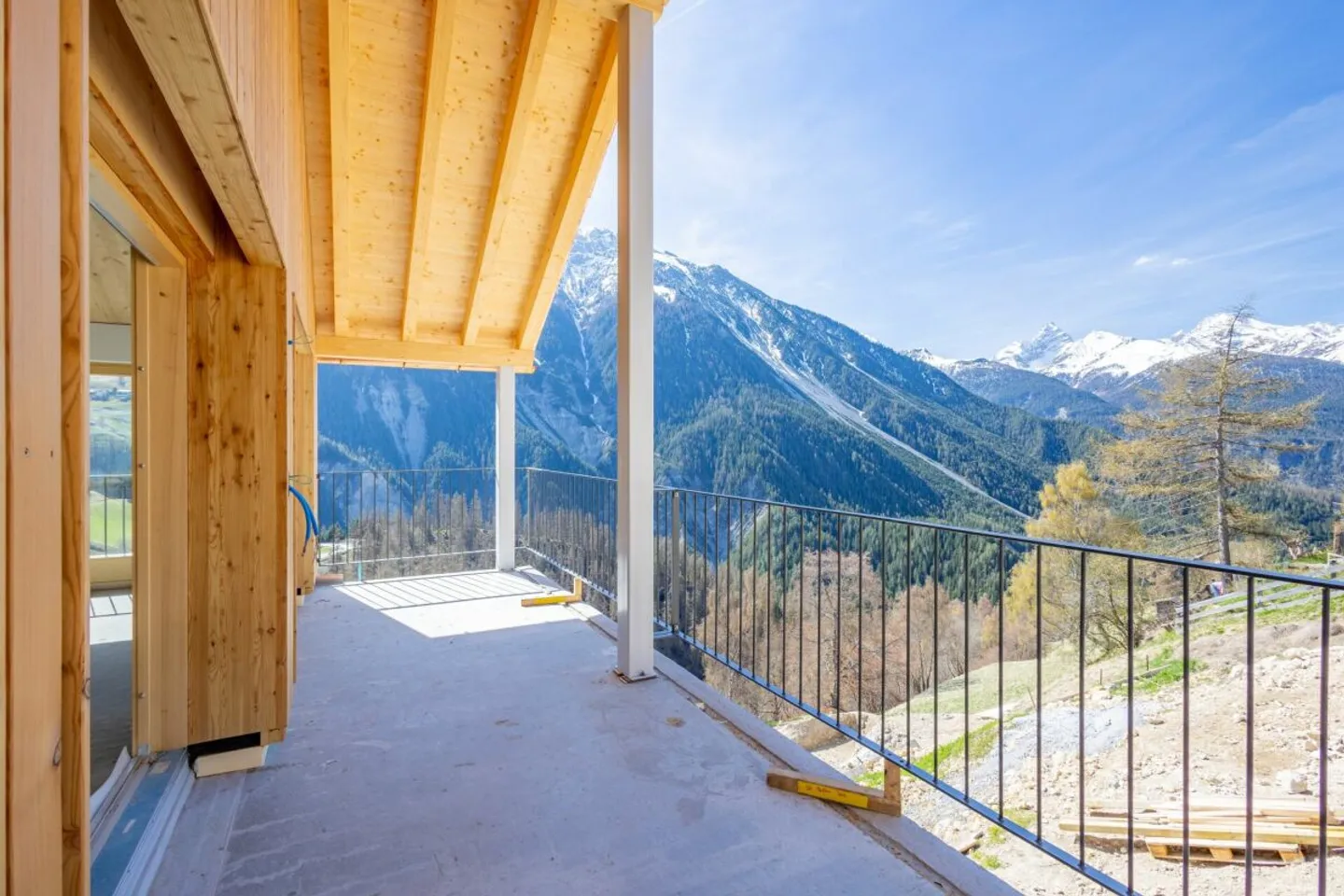 Charmantes Chalet mit Bergsicht - Foto 3 von 12