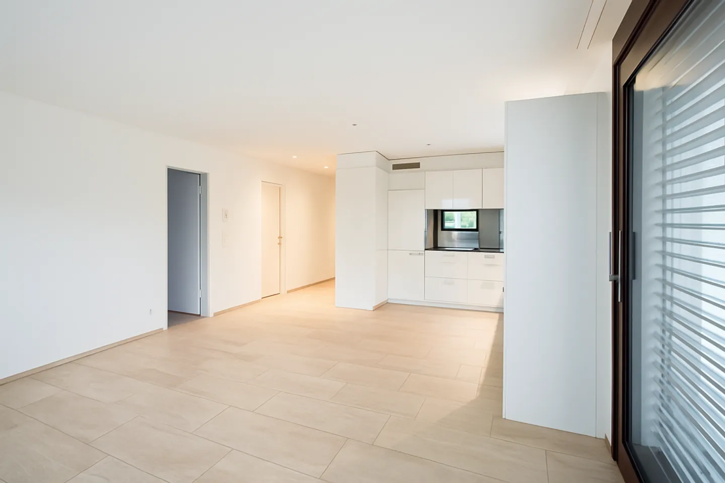 Appartamento giardino moderno, luminoso e attraente di 2,5 stanze a Burg AG - Foto 3 di 10