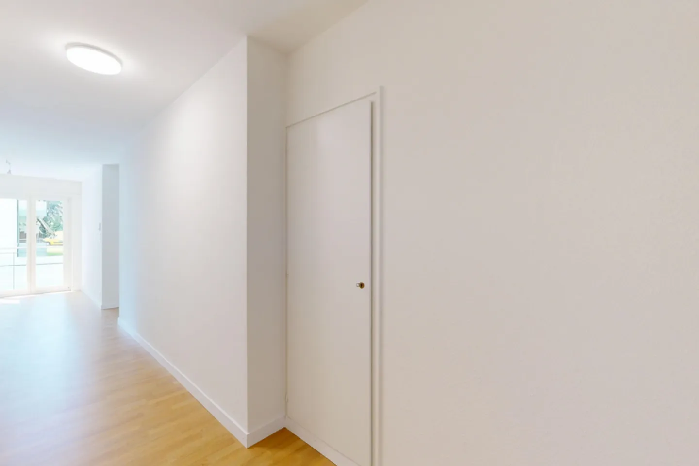 Appartement confortable avec balcon et équipements pratiques - Photo 9 sur 12