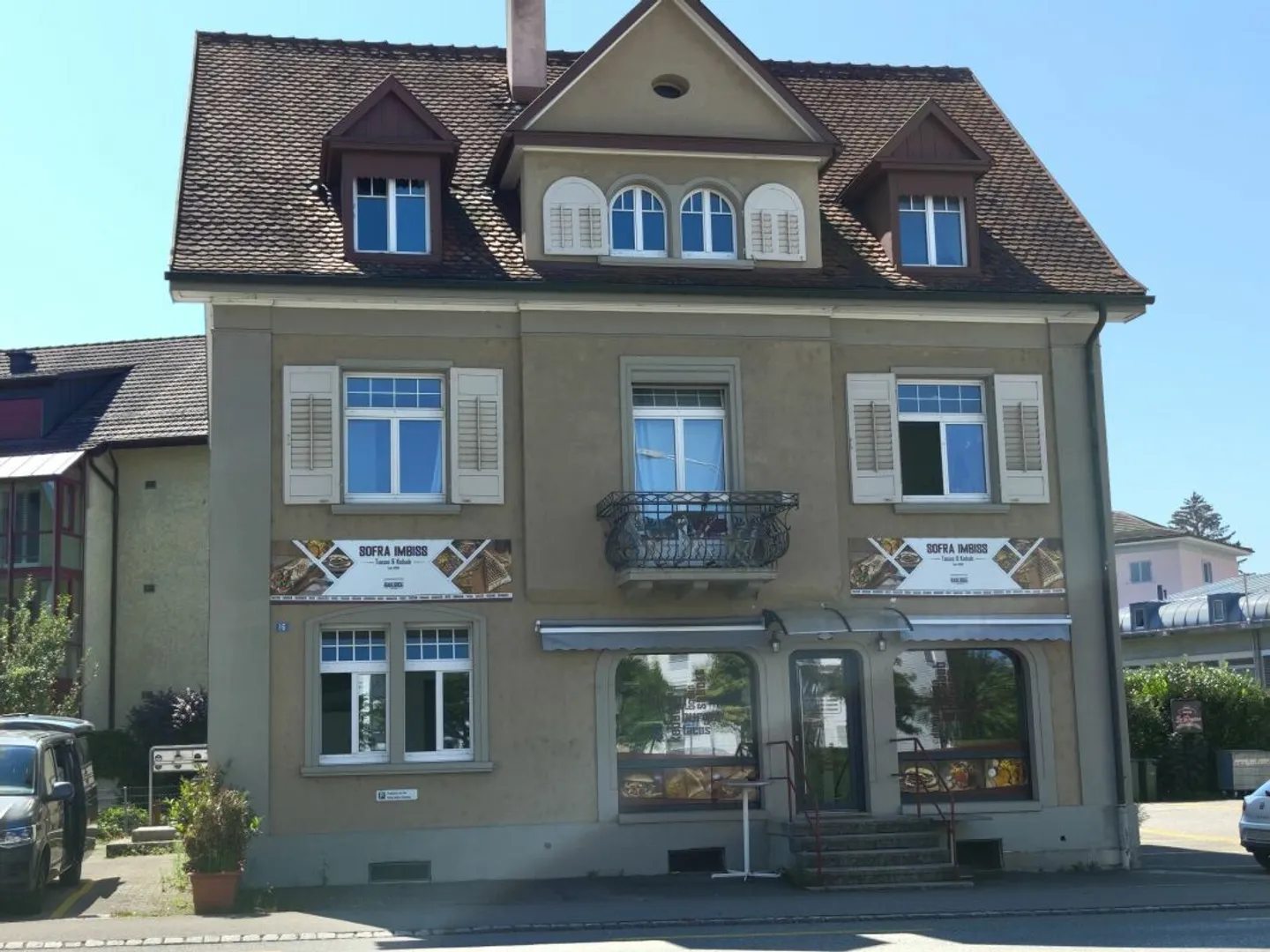 Alles zu Fuss erreichbar - Foto 2 von 9