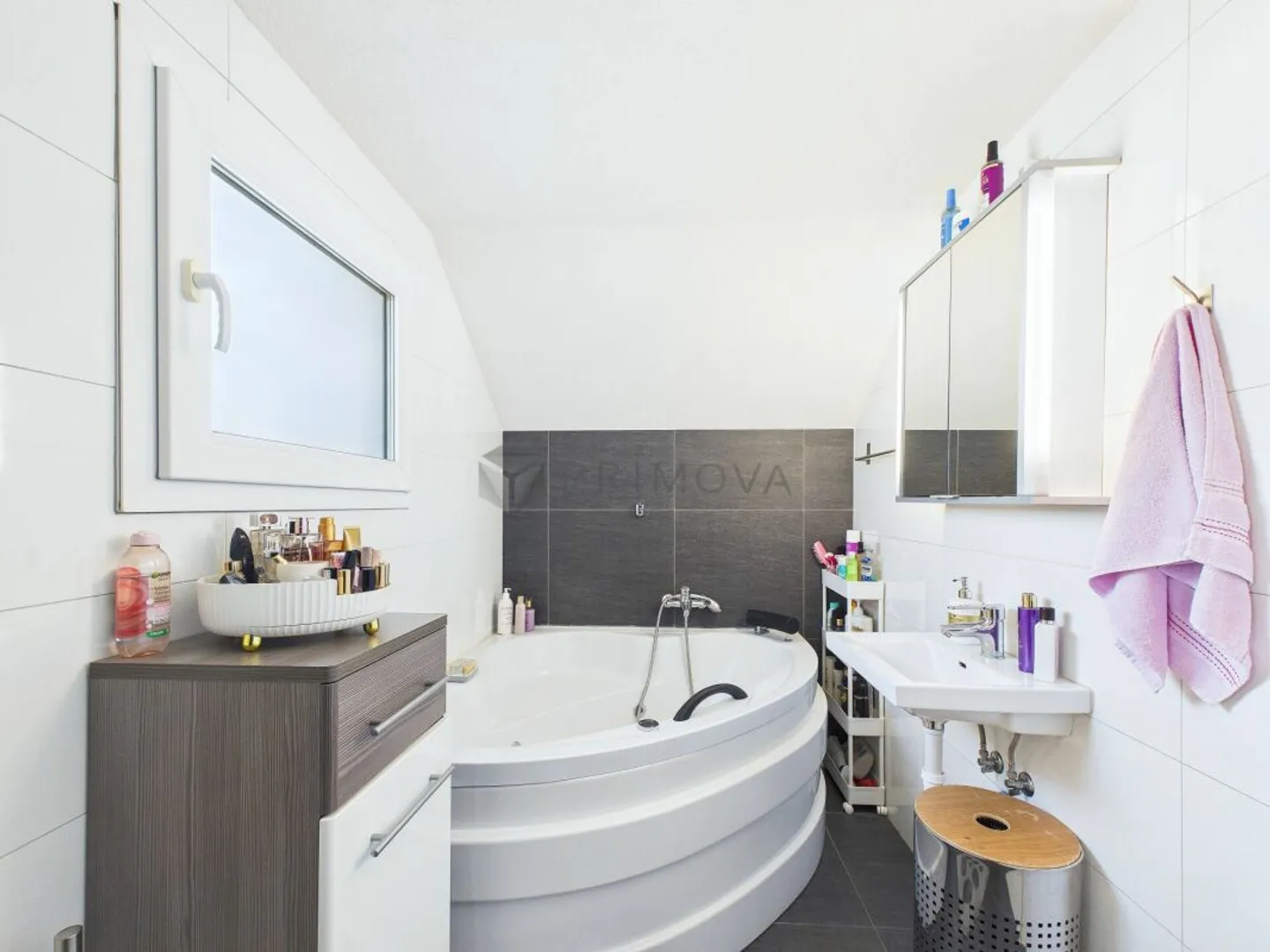 Vivre, Travailler & Investir. Merveille d'espace polyvalente au cœur de St. Margrethen - Photo 13 sur 13