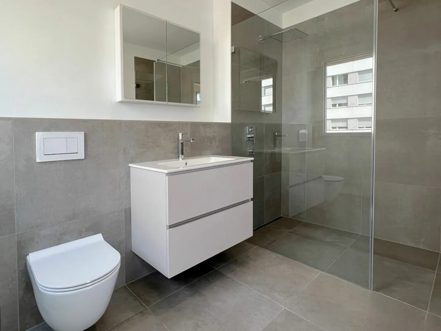 Exclusive 3.5-room new apartment with 89 m2 in Binningen - Photo 7 of 9