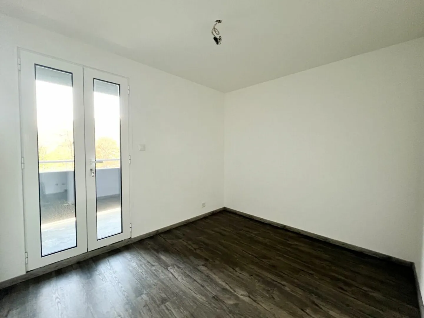 Vollständig renovierte 4,5-Zimmer-Wohnung - Foto 6 von 9